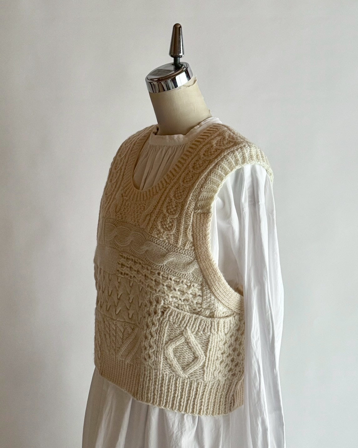 パッチワークベスト MO-24-KN-108 | motley