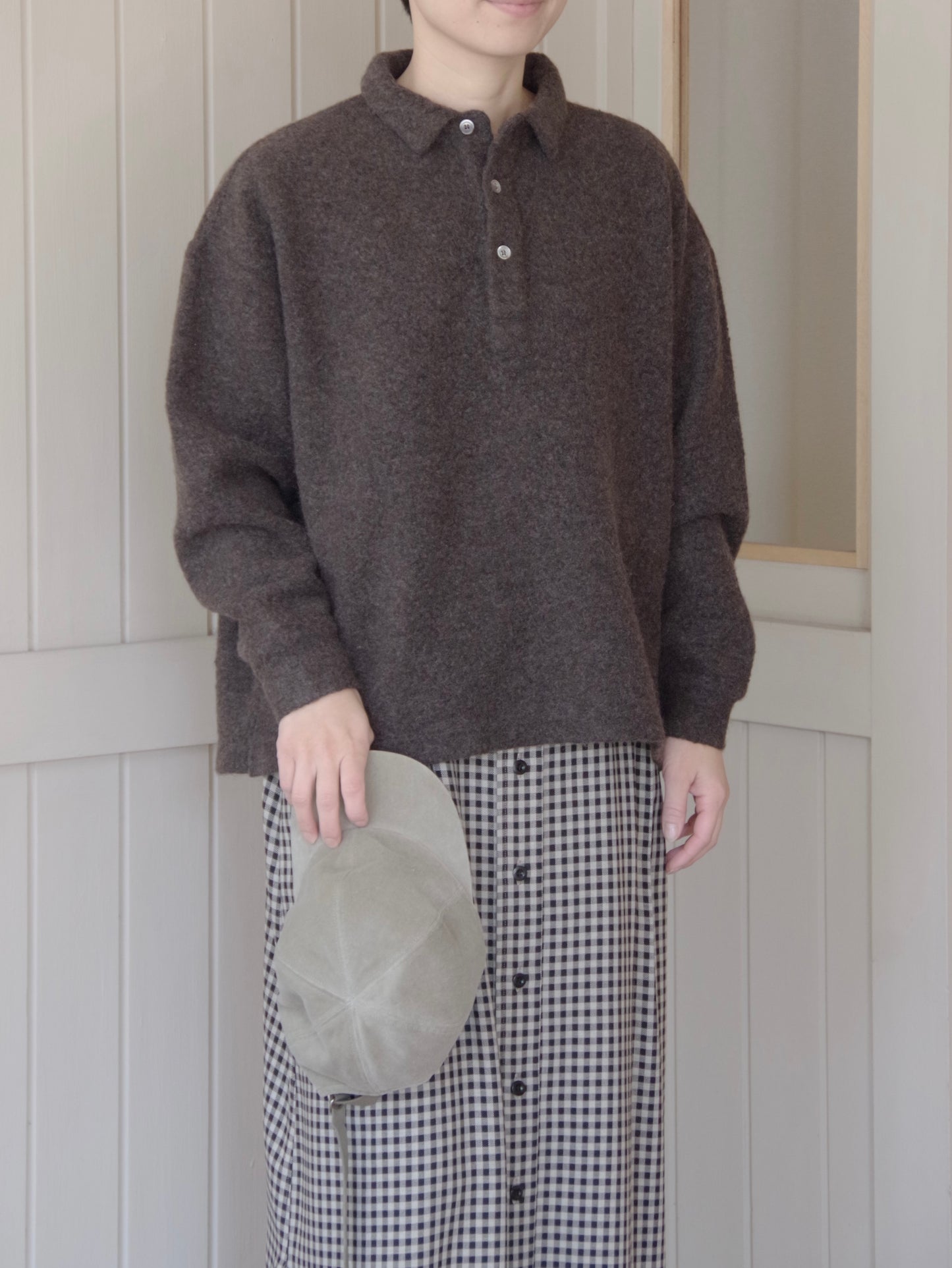 リサイクルウールパイル ポロプルオーバー | UNIVERSAL TISSU