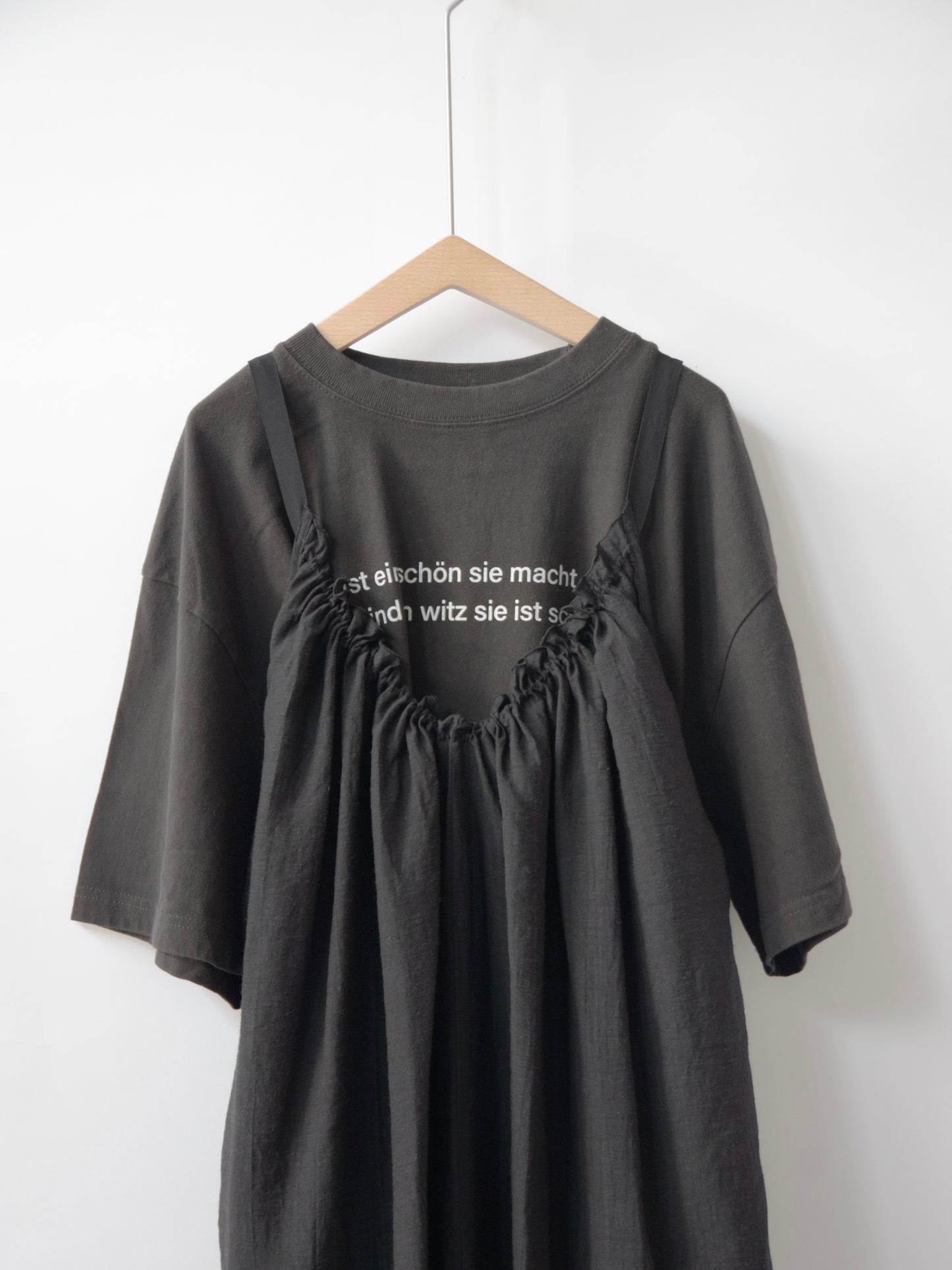 製品染めロゴプリント BIG Tシャツ | iki