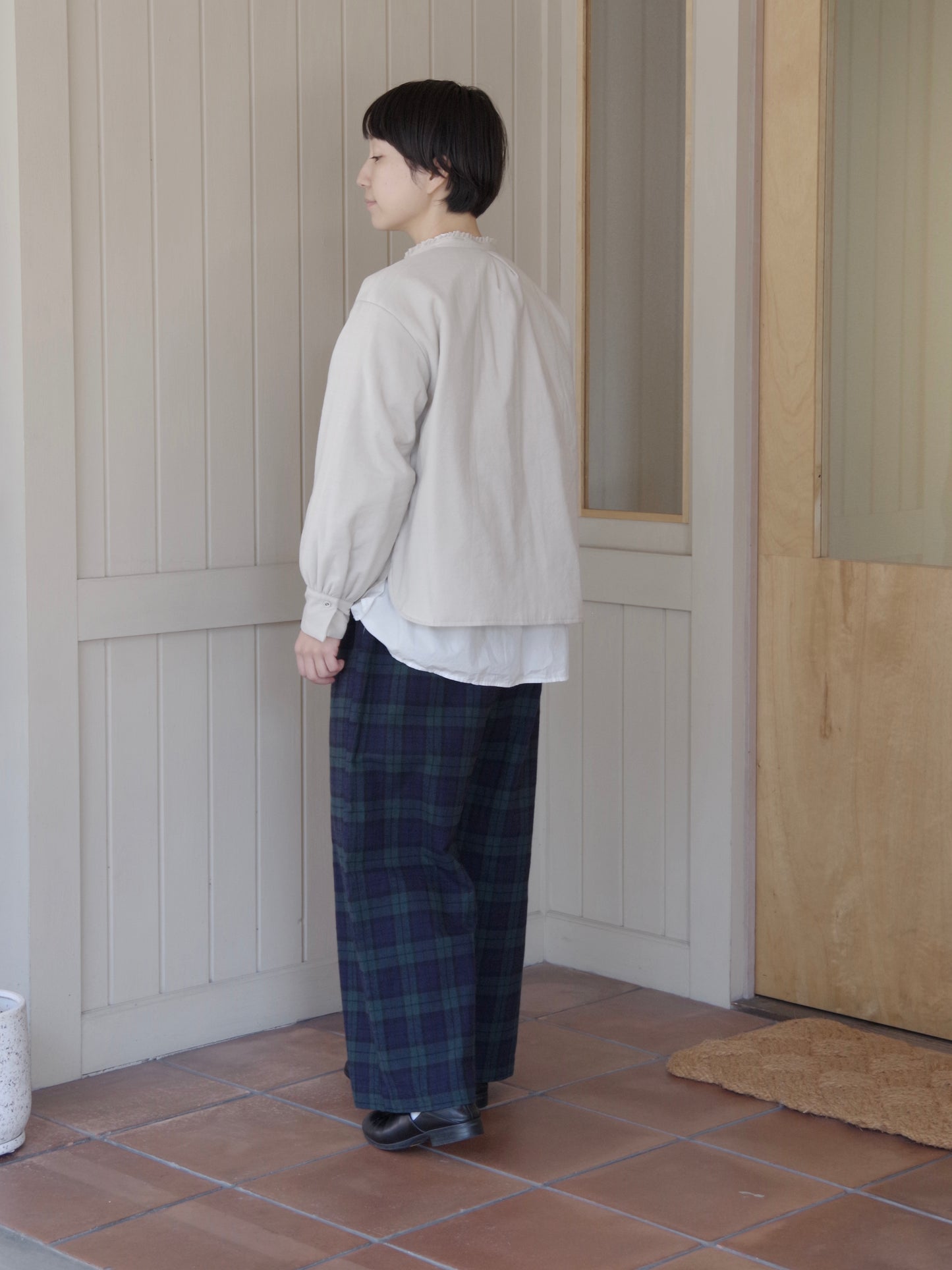 TINY FRILL COLLAR FILLING SHIRT JACKET | Gauze