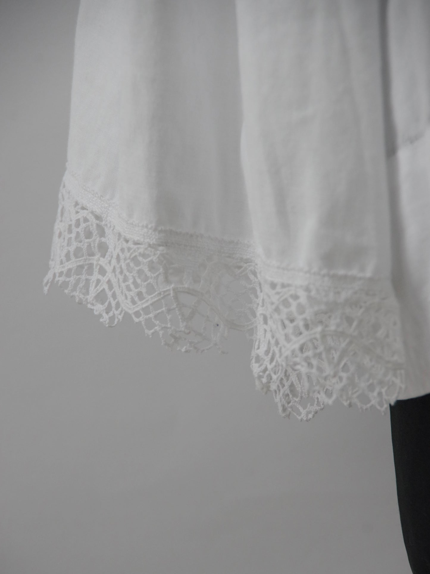 アンティークベッドリネン ショートブラウス MO-25-BL096 | motley