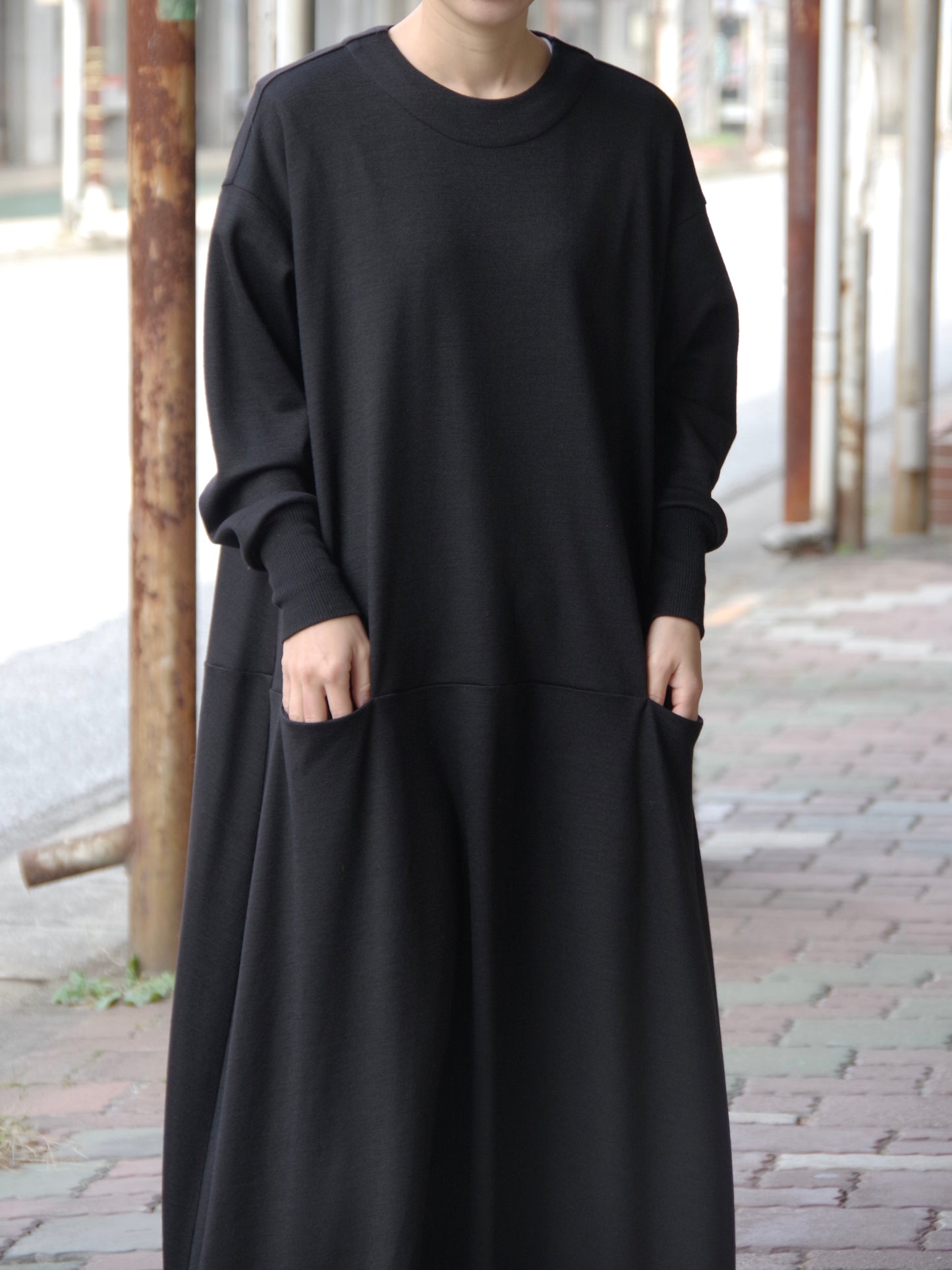 スムースウールコクーンワンピース | atelier naruse