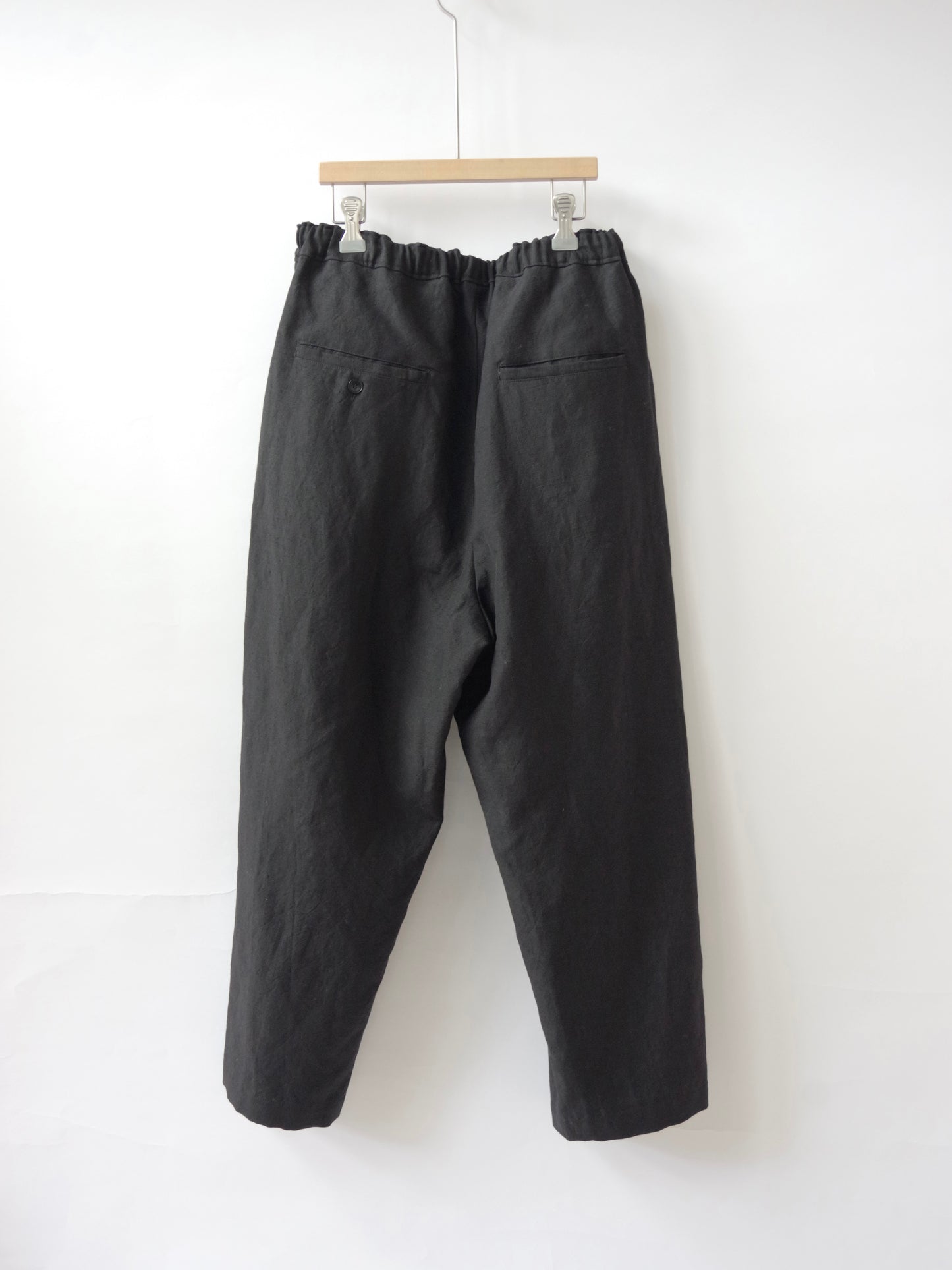 ウールリネンギャバワッシャー イージーテーパードパンツ | OUVERT