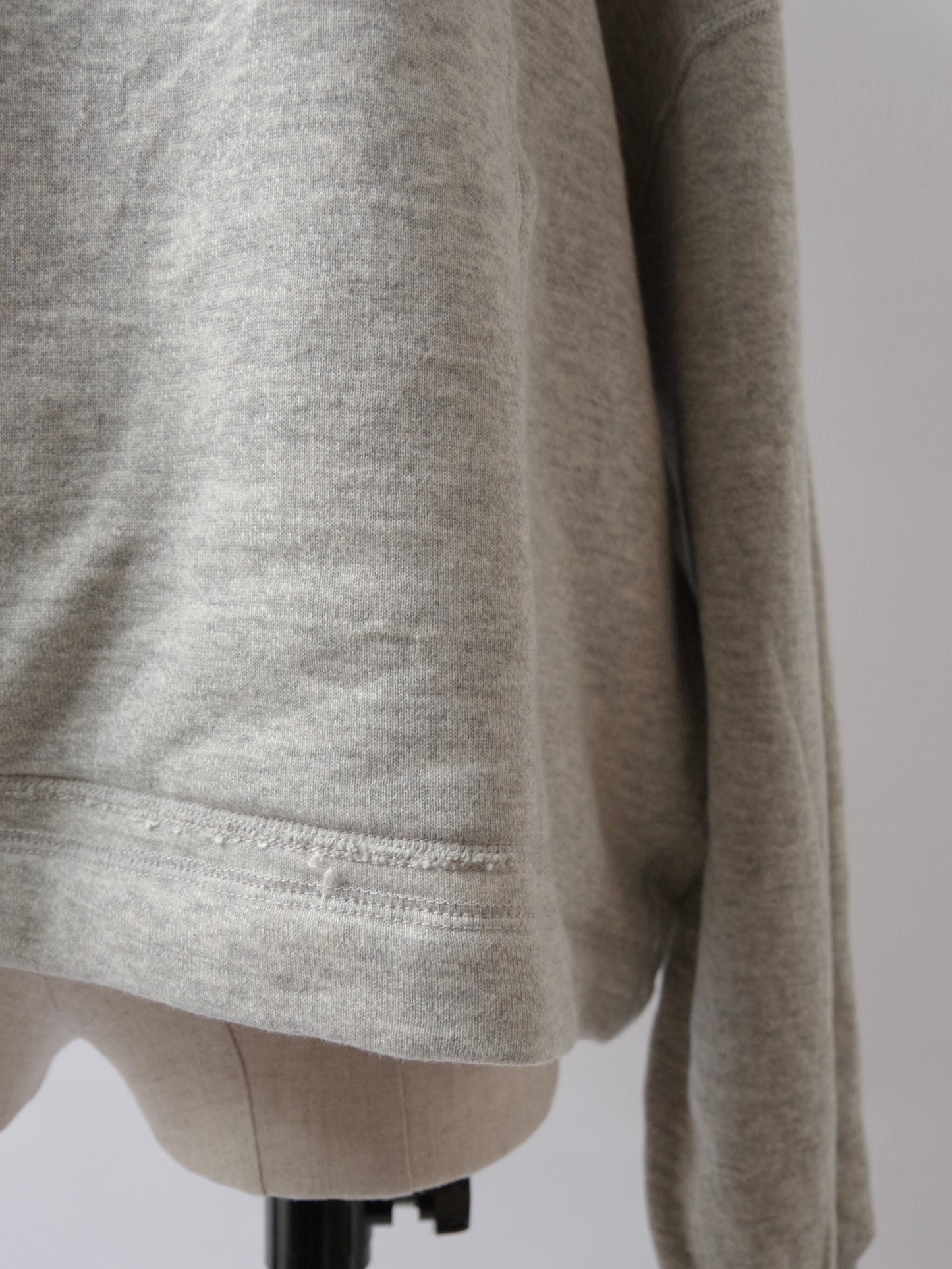 ランダム吊り裏毛 フーディプルオーバー | OUVERT