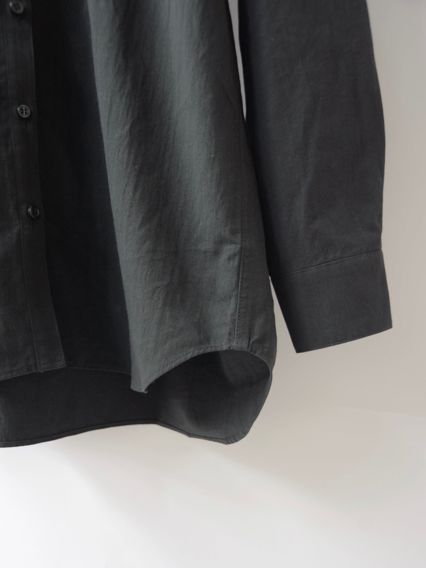 PINTUCK BLOUSE  | sisisi