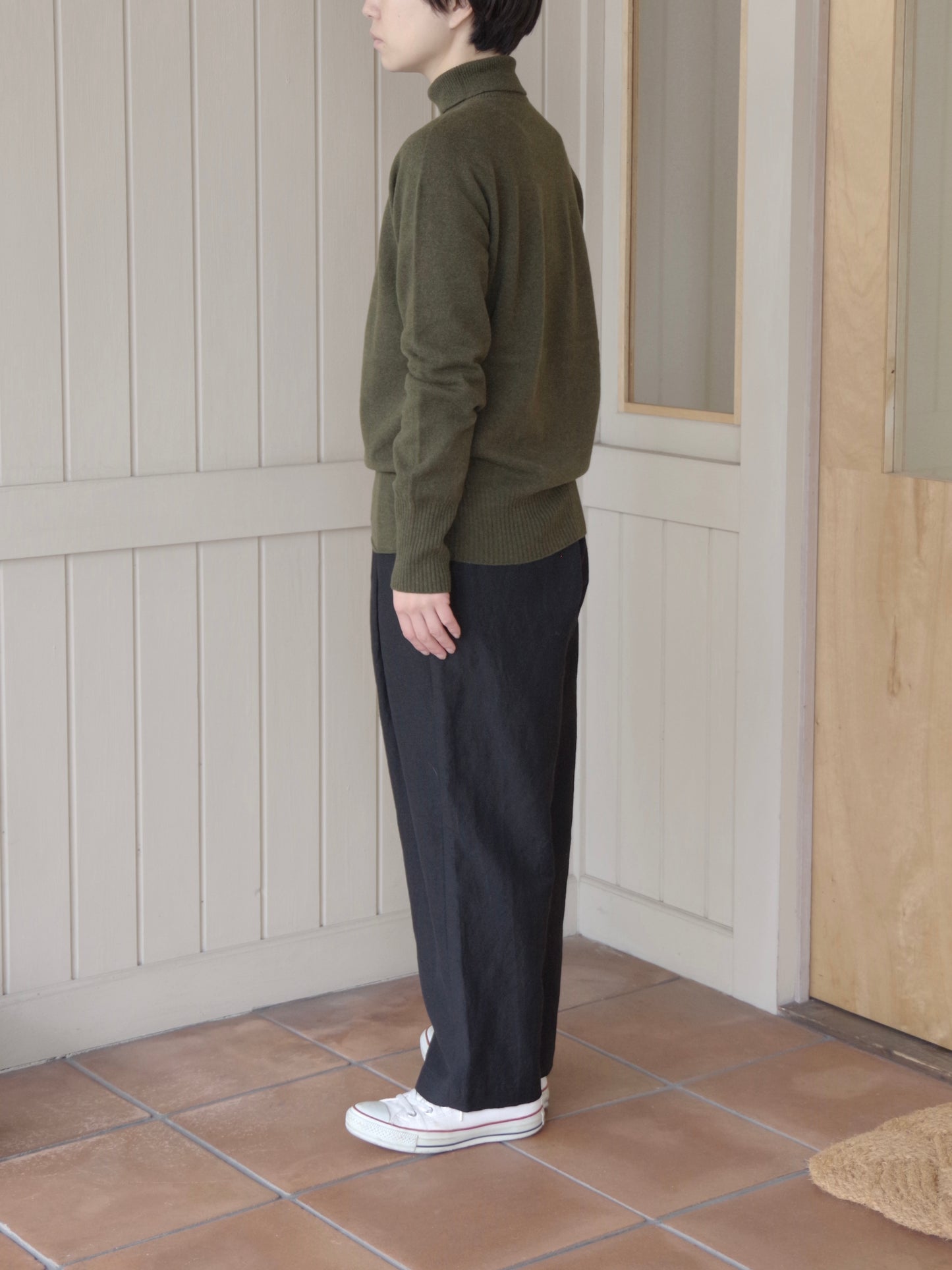 ウールリネンギャバワッシャー イージーテーパードパンツ | OUVERT