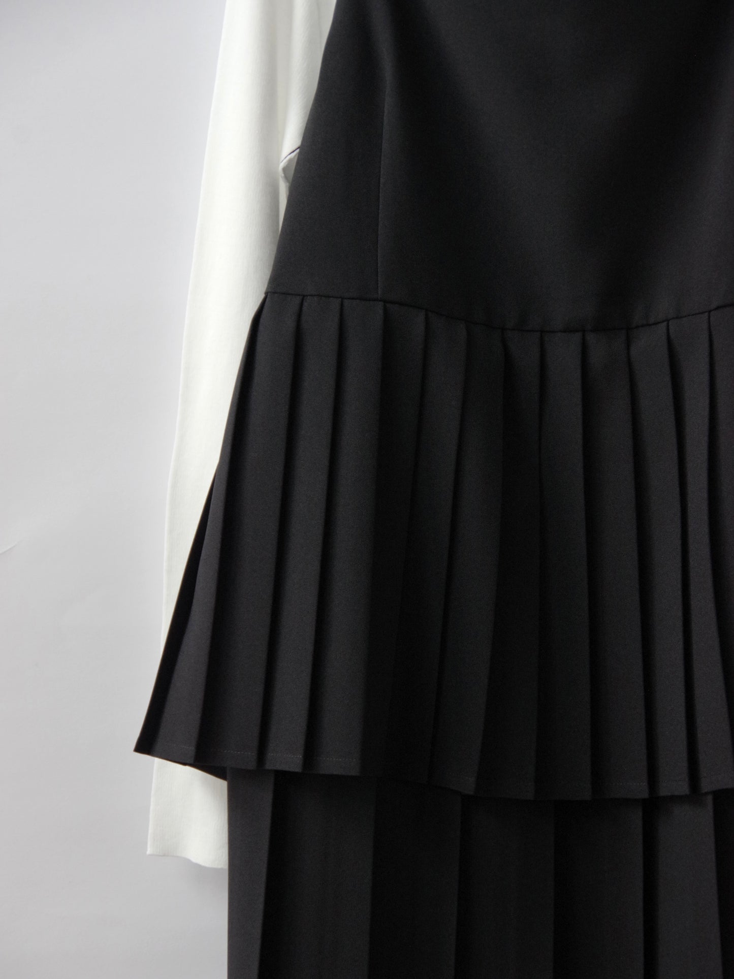 トロピカルワッシャー プリーツ キャミ ワンピース | iki