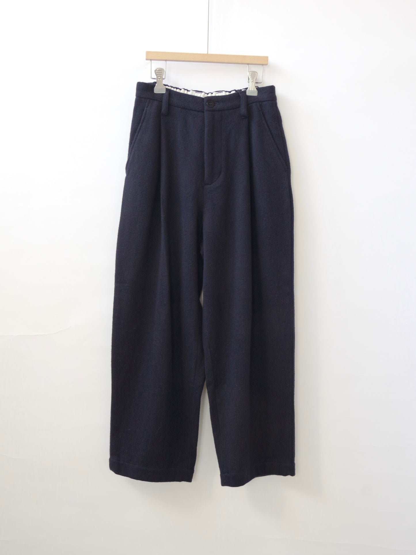 ウールカシミヤビーバータックストレートパンツ |  TISSU