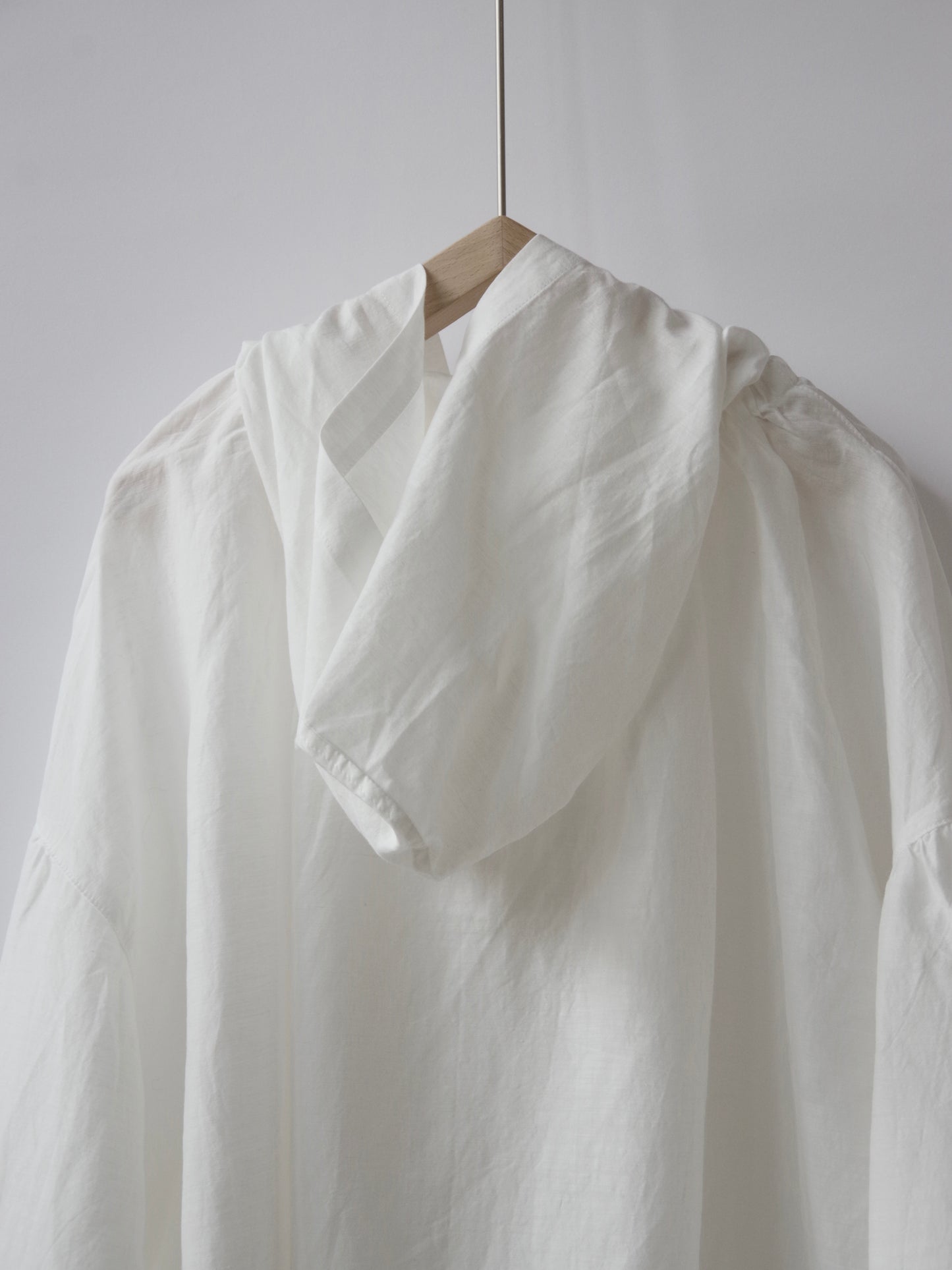 コットンキュプラリネン フーディー | UNIVERSAL SEVEN