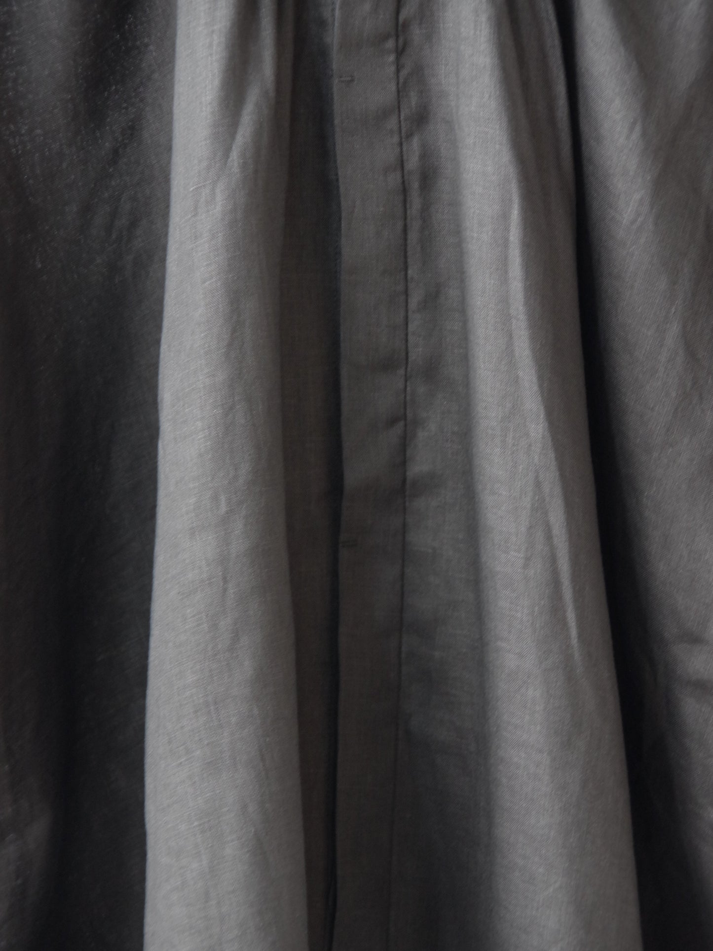 フレンチリネン　比翼あきシャーリングワイドブラウス | UNIVERSAL TISSU