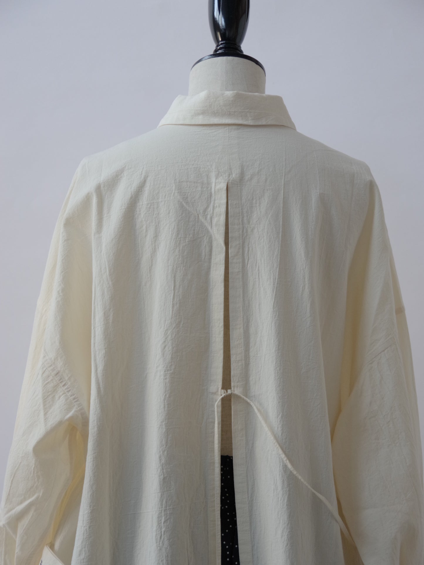 パラムシャツ（バックオープンシャツ） | march april may