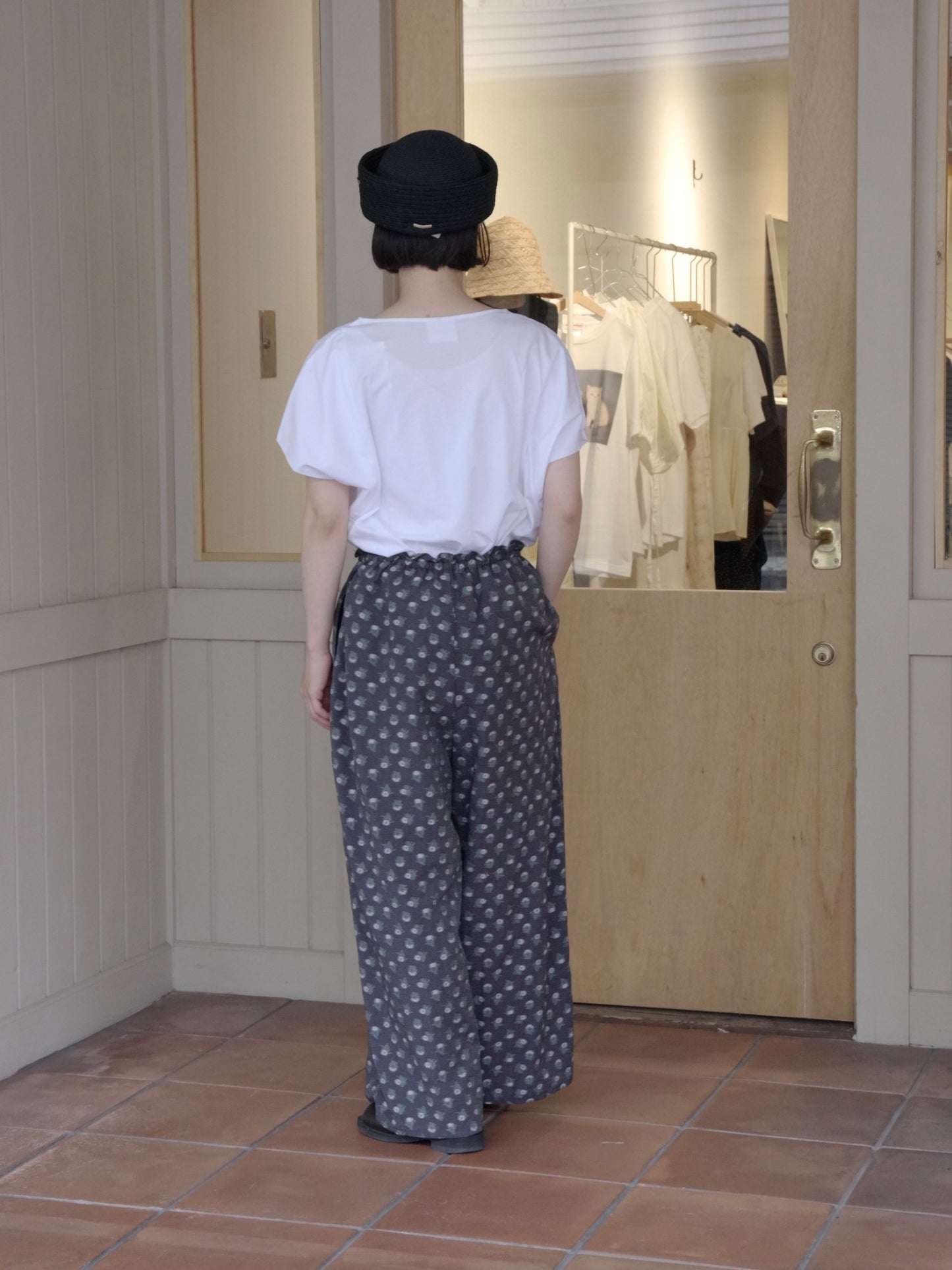 追憶の花 jacquard ギャザーパンツ | qiri