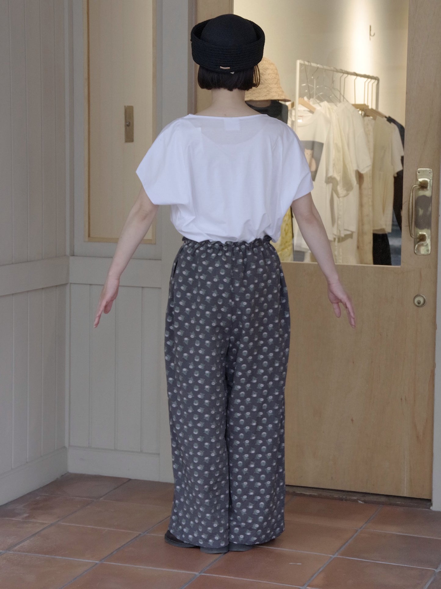 追憶の花 jacquard ギャザーパンツ | qiri