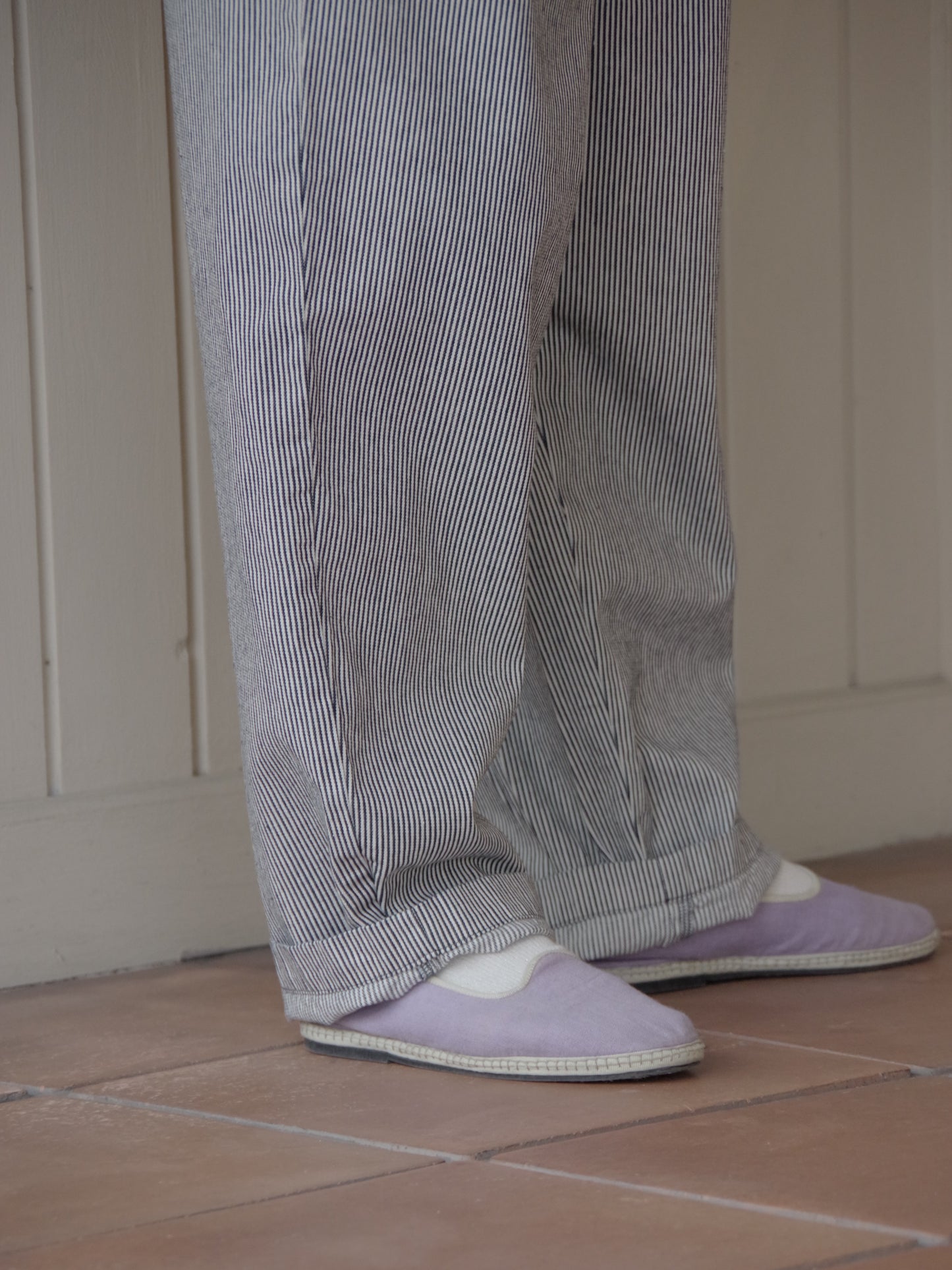 ヒッコリーデニム バレルストレートパンツ | Hands of creation