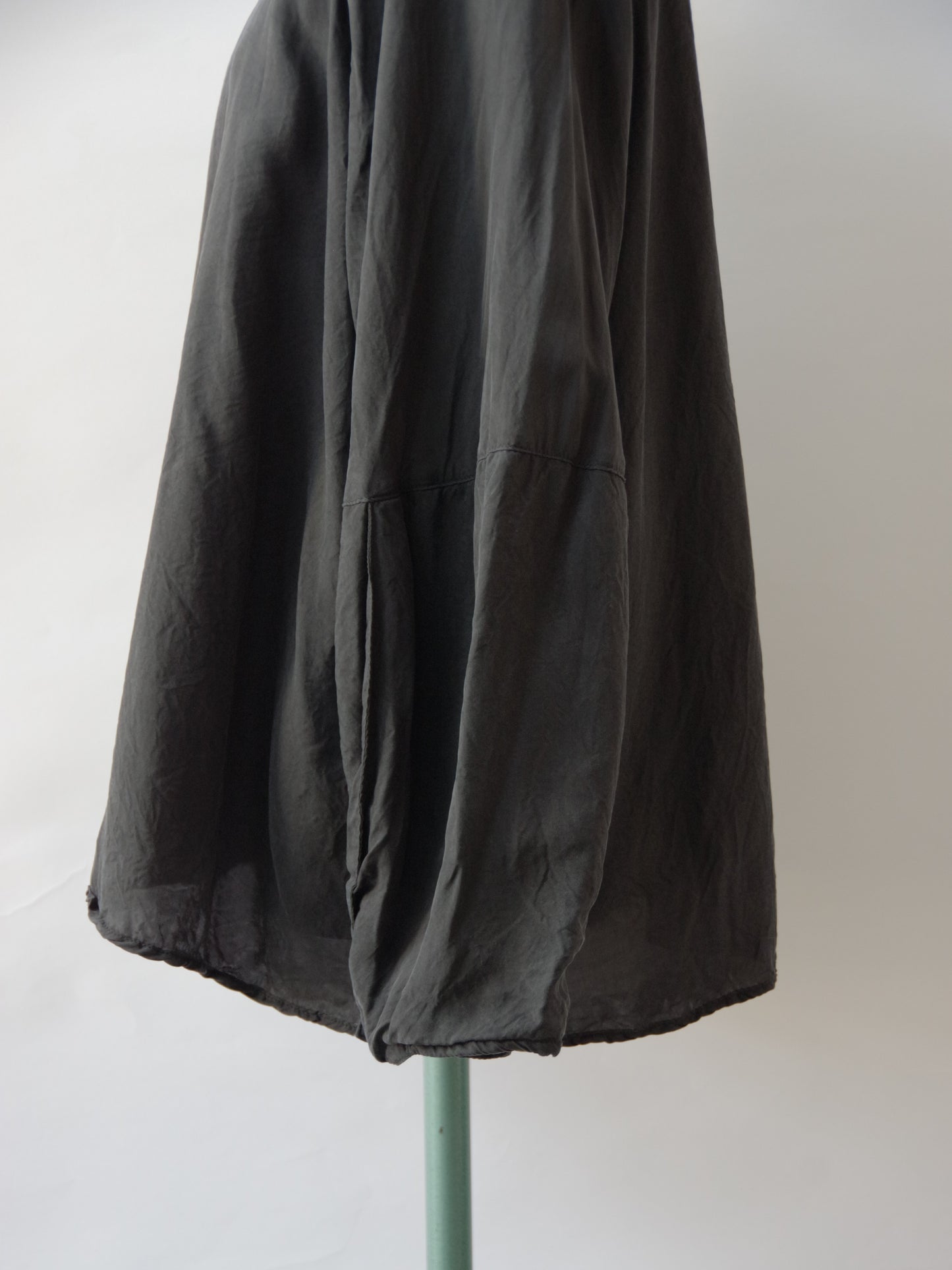 OVERRAP SLEEVE MODERNIST BLOUSE | Gauze