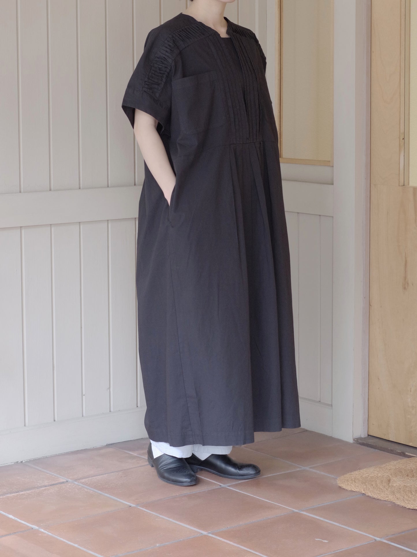 PINTUCK DRESS  | sisisi