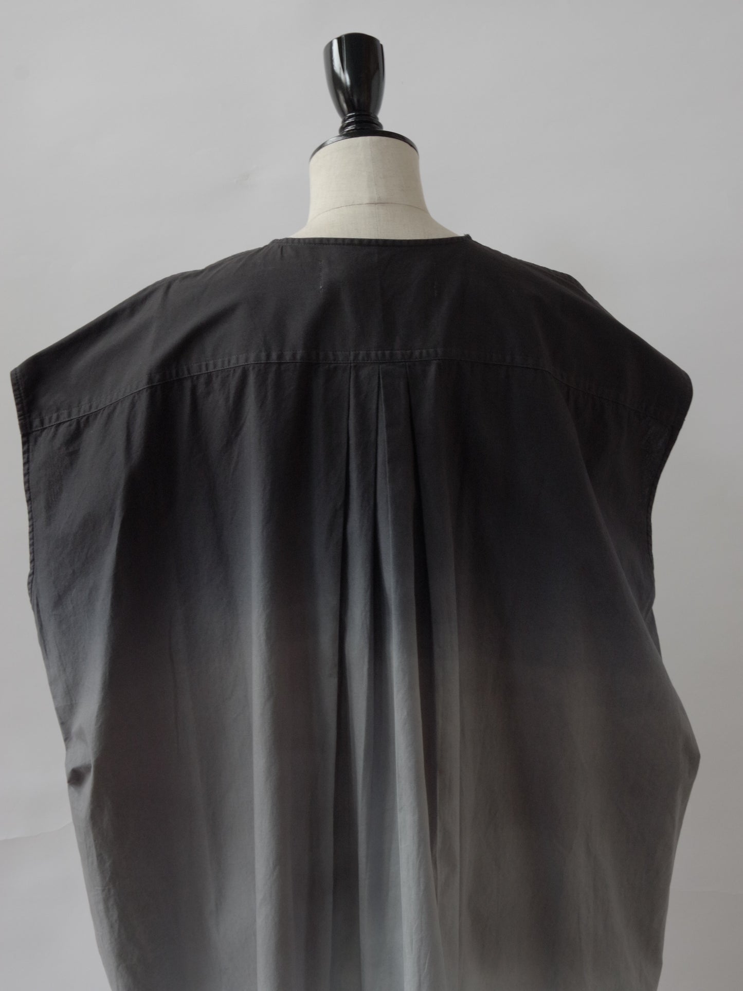 BLACK GRADEIENT FRILL DRESS | sisisi