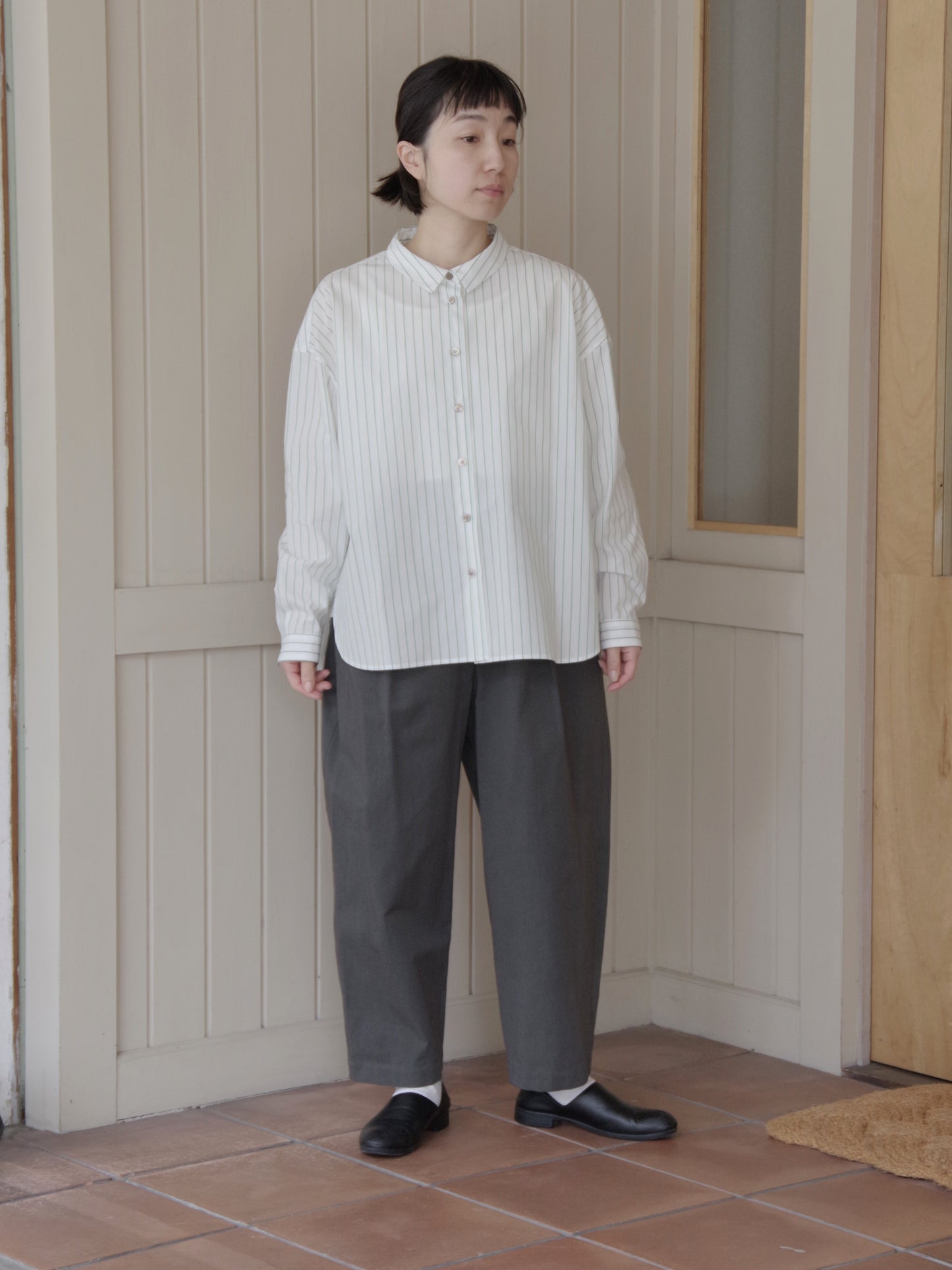 コットンピンストライプビックシルエットシャツ | atelier naruse