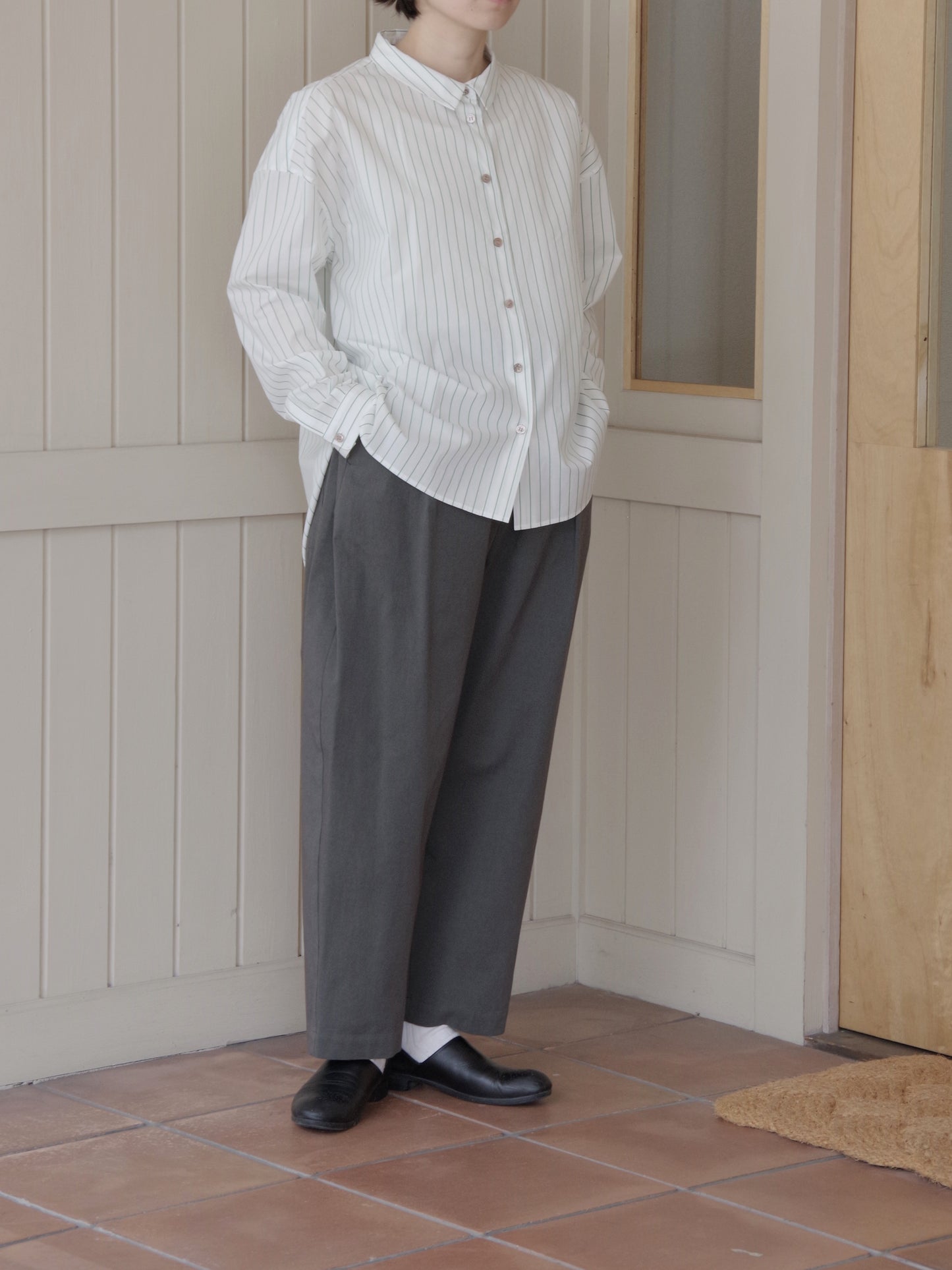 コットンツイル タックパンツ | atelier naruse