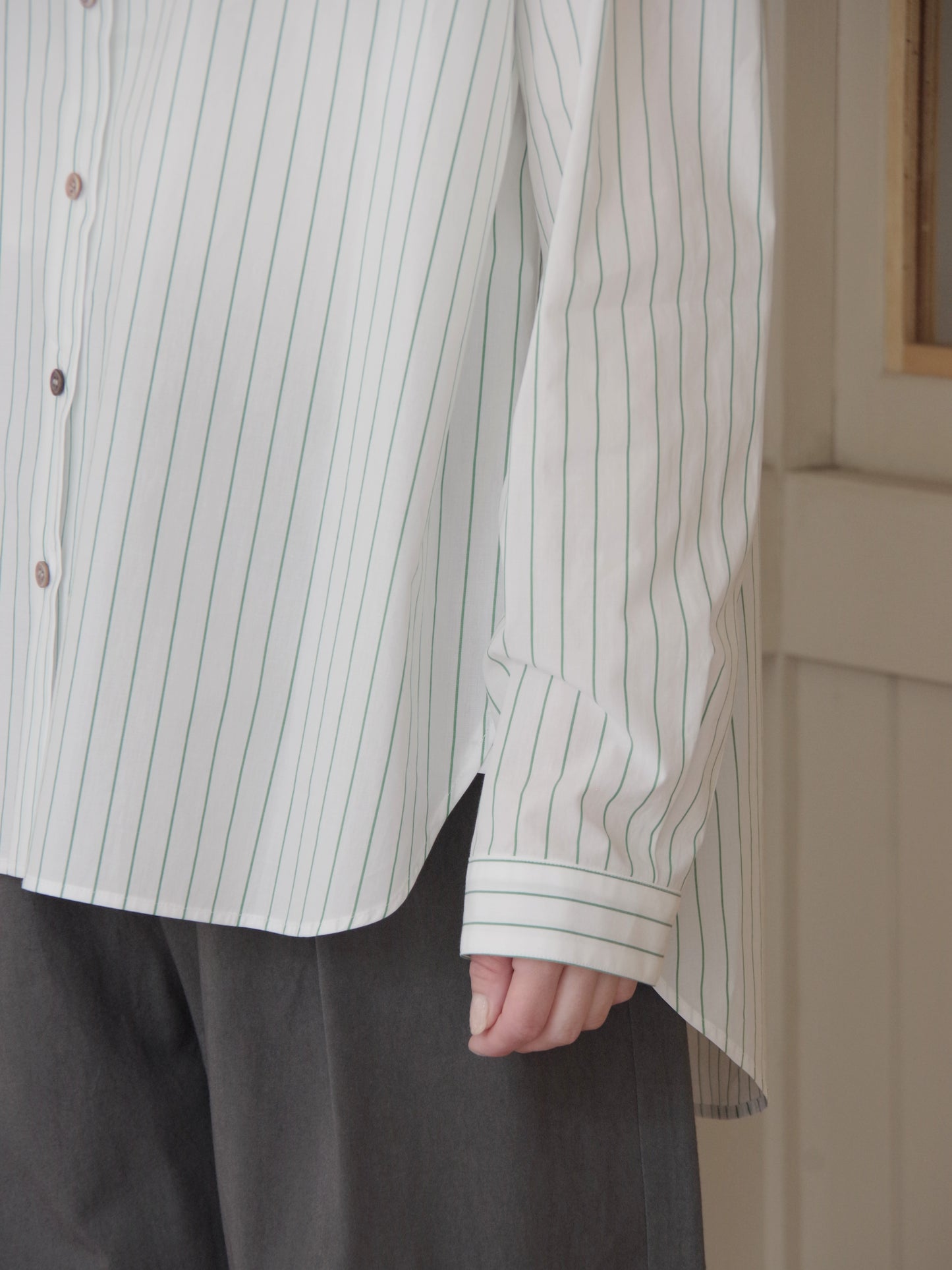 コットンピンストライプビックシルエットシャツ | atelier naruse