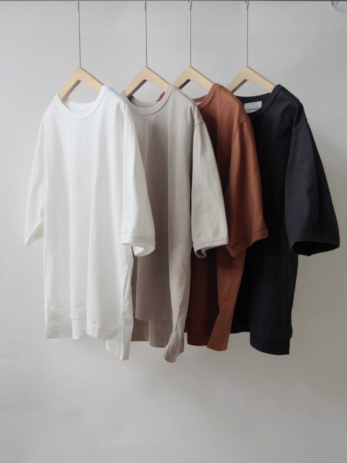 サンフォーキン天竺 シンプルクルーネックプルオーバー | OUVERT