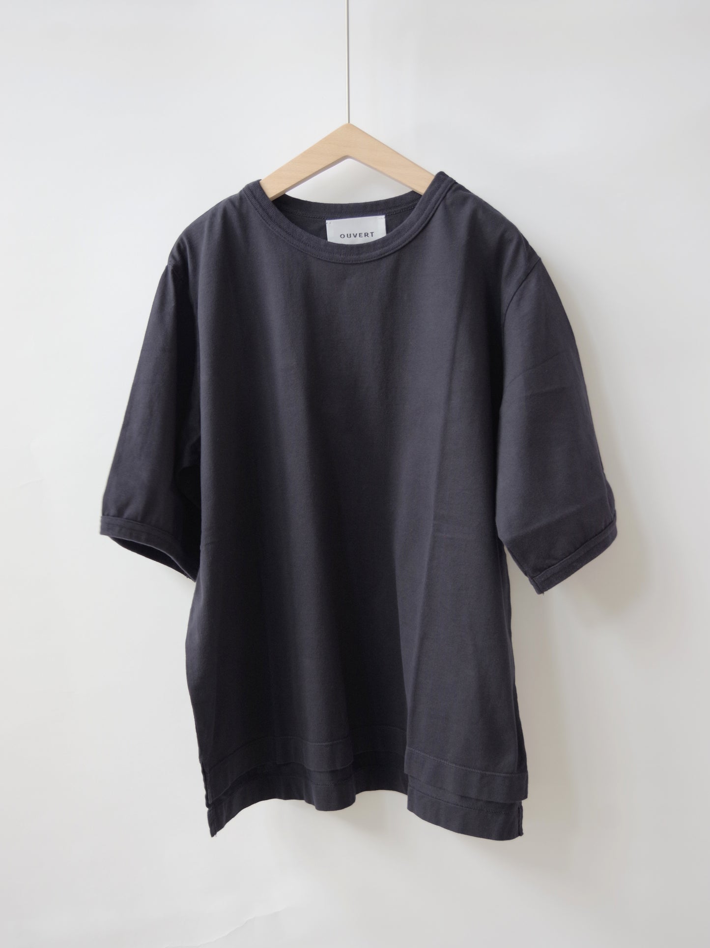 サンフォーキン天竺 シンプルクルーネックプルオーバー | OUVERT