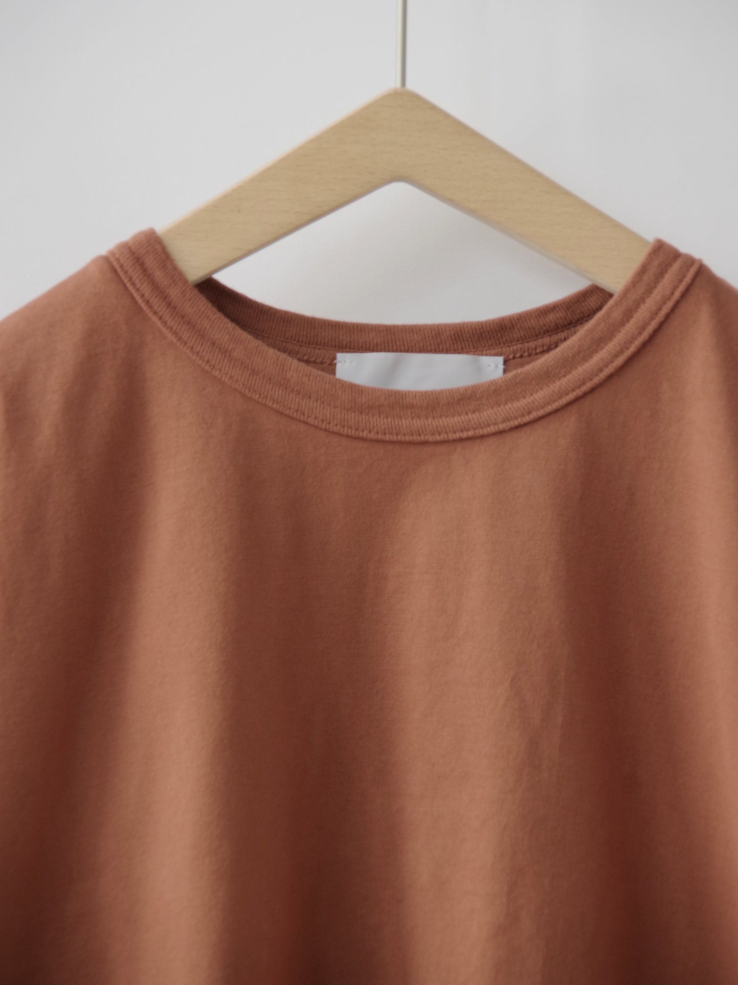 サンフォーキン天竺 シンプルクルーネックプルオーバー | OUVERT