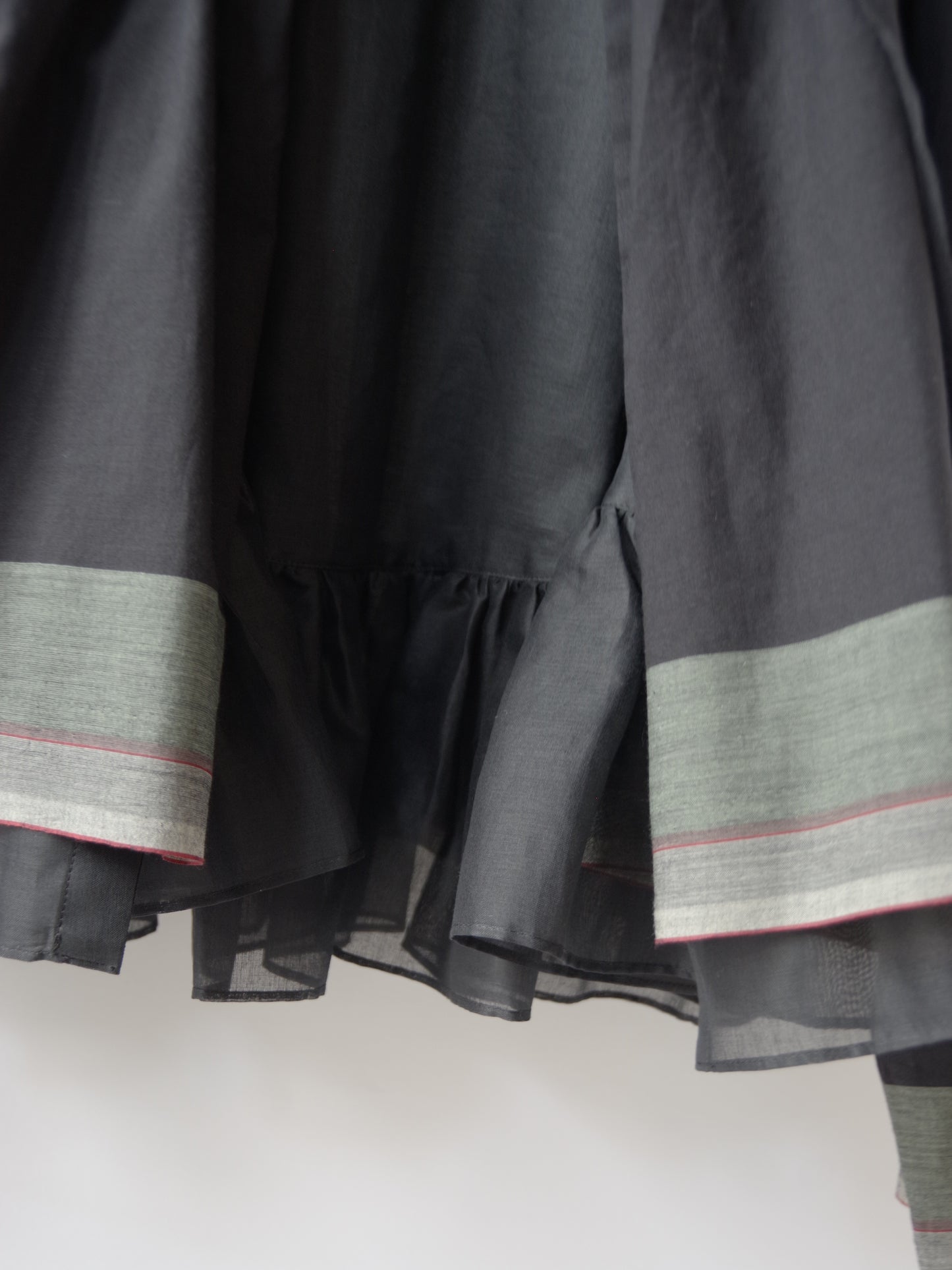 カディ ブラウス | Heriter