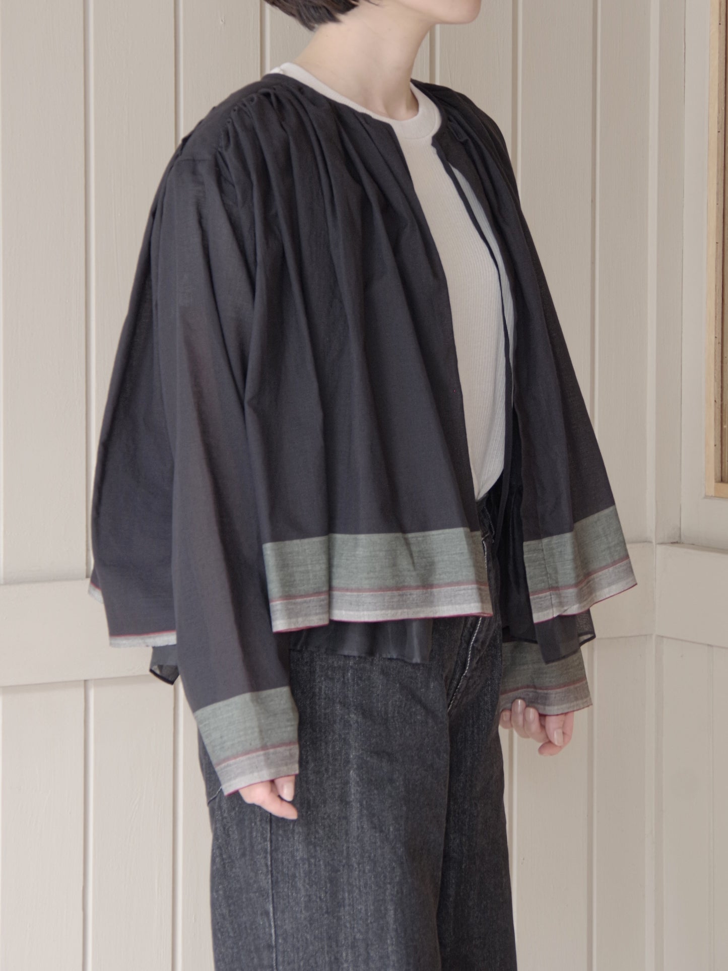 カディ ブラウス | Heriter