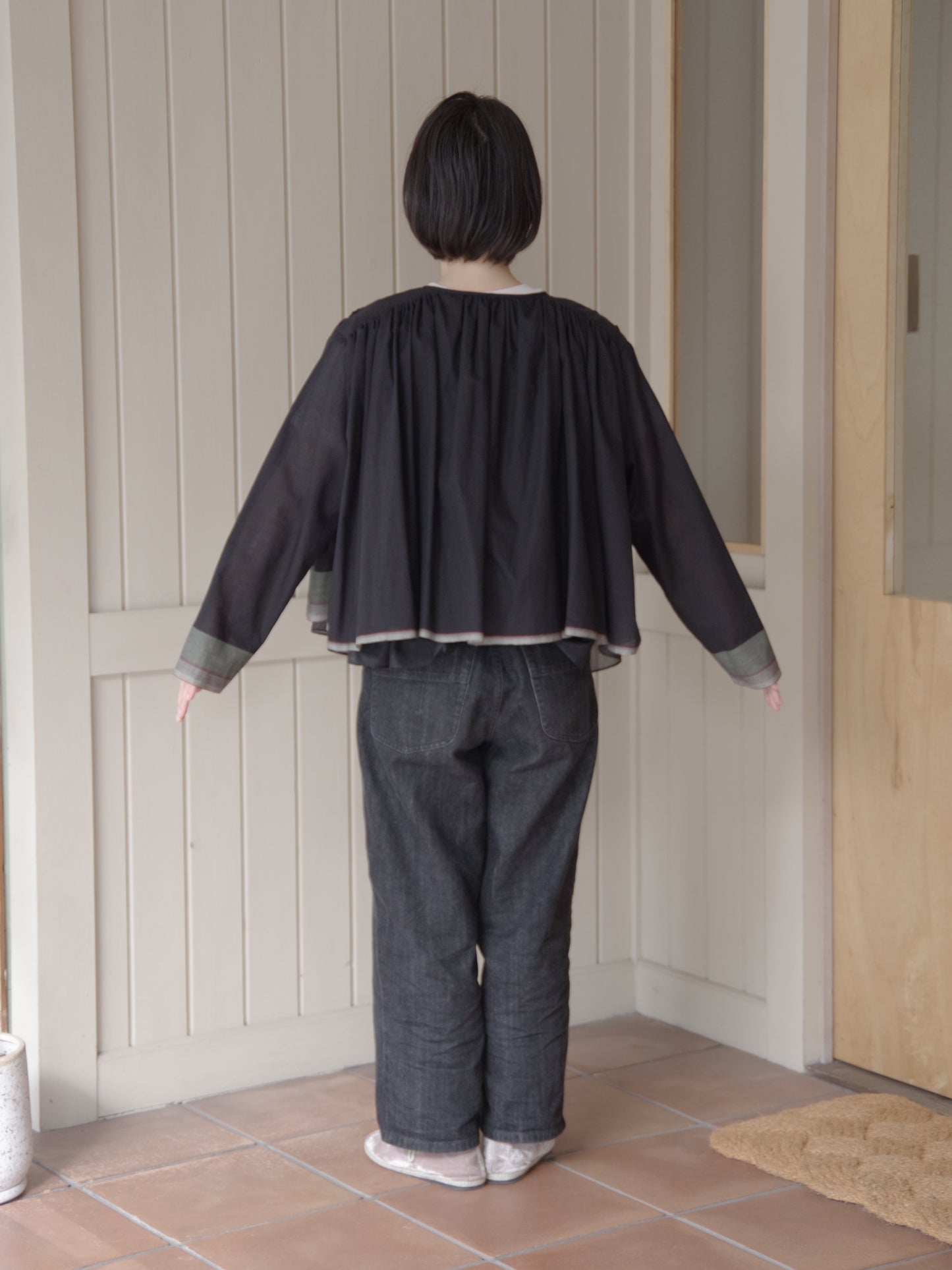 カディ ブラウス | Heriter