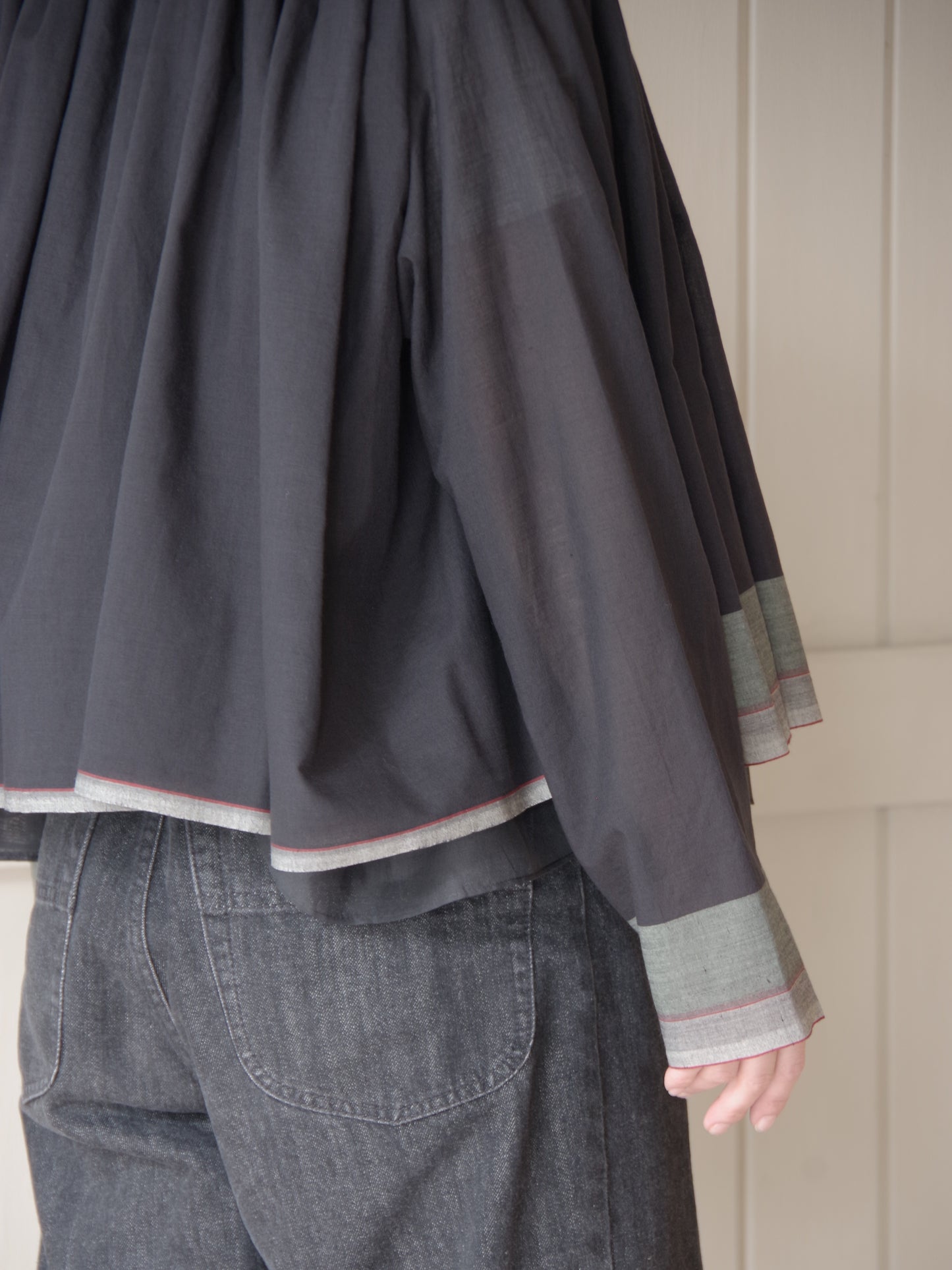 カディ ブラウス | Heriter