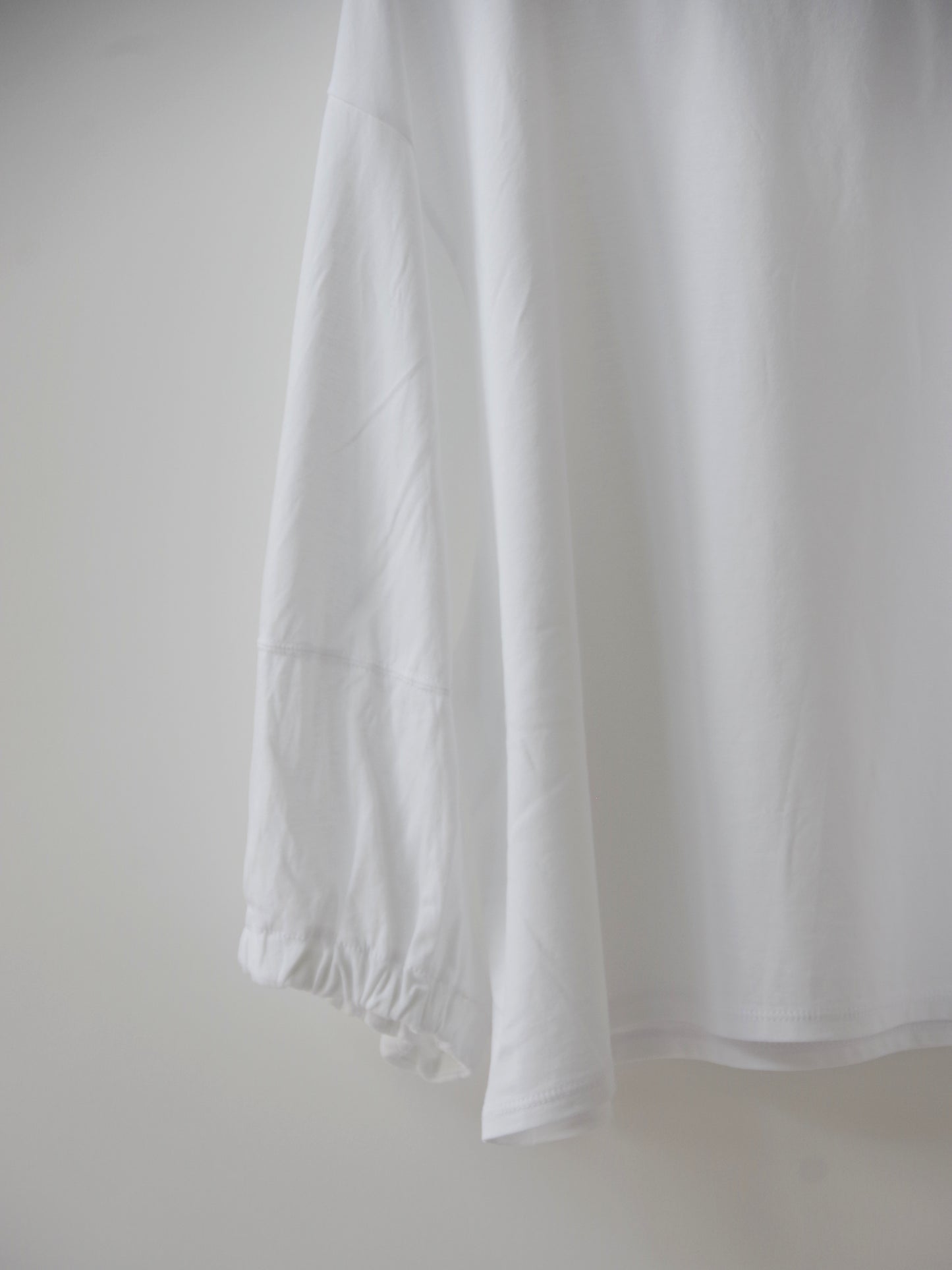 ハイパワーポンチ baloon sleeves プルオーバー | yuni