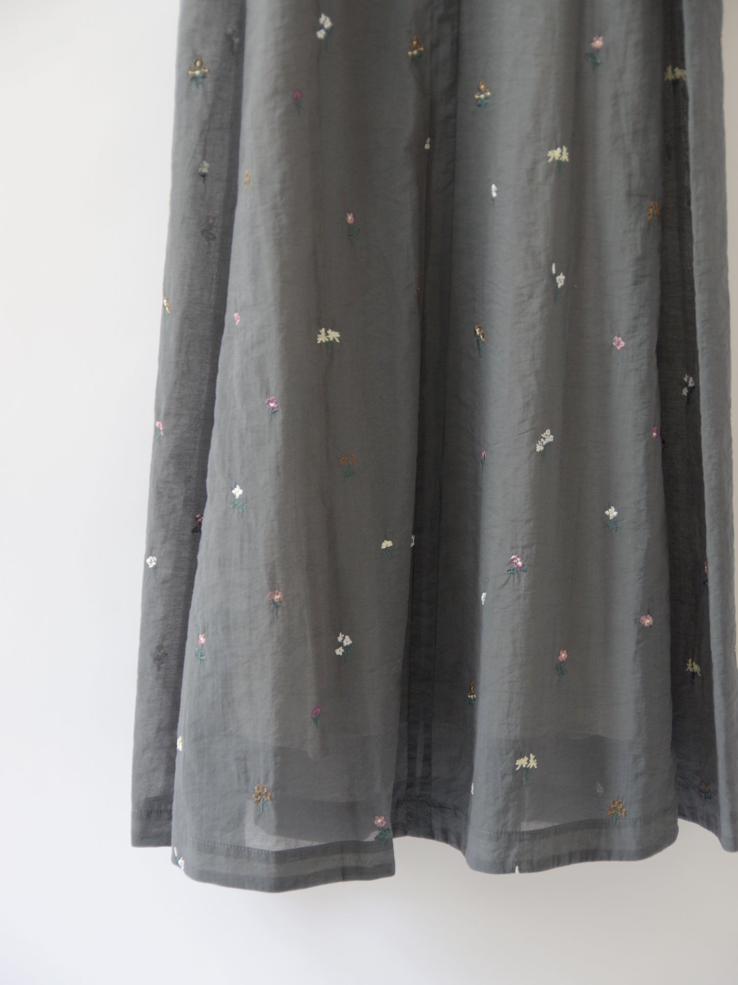 コットン/ナイロン sheer floral刺繍 ワンピース | yuni