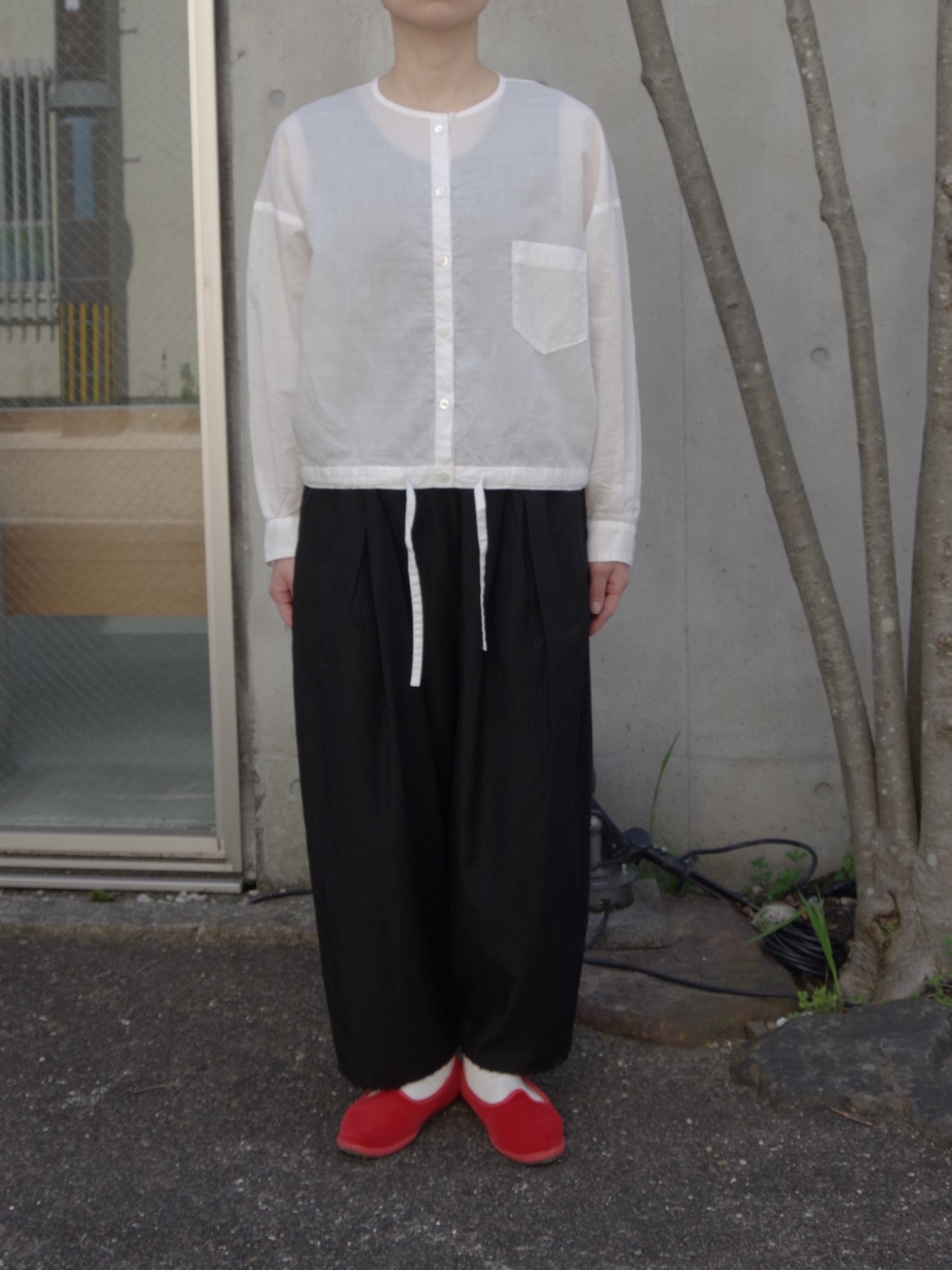 ラミーコットンローンショートブラウス (2color) | koton