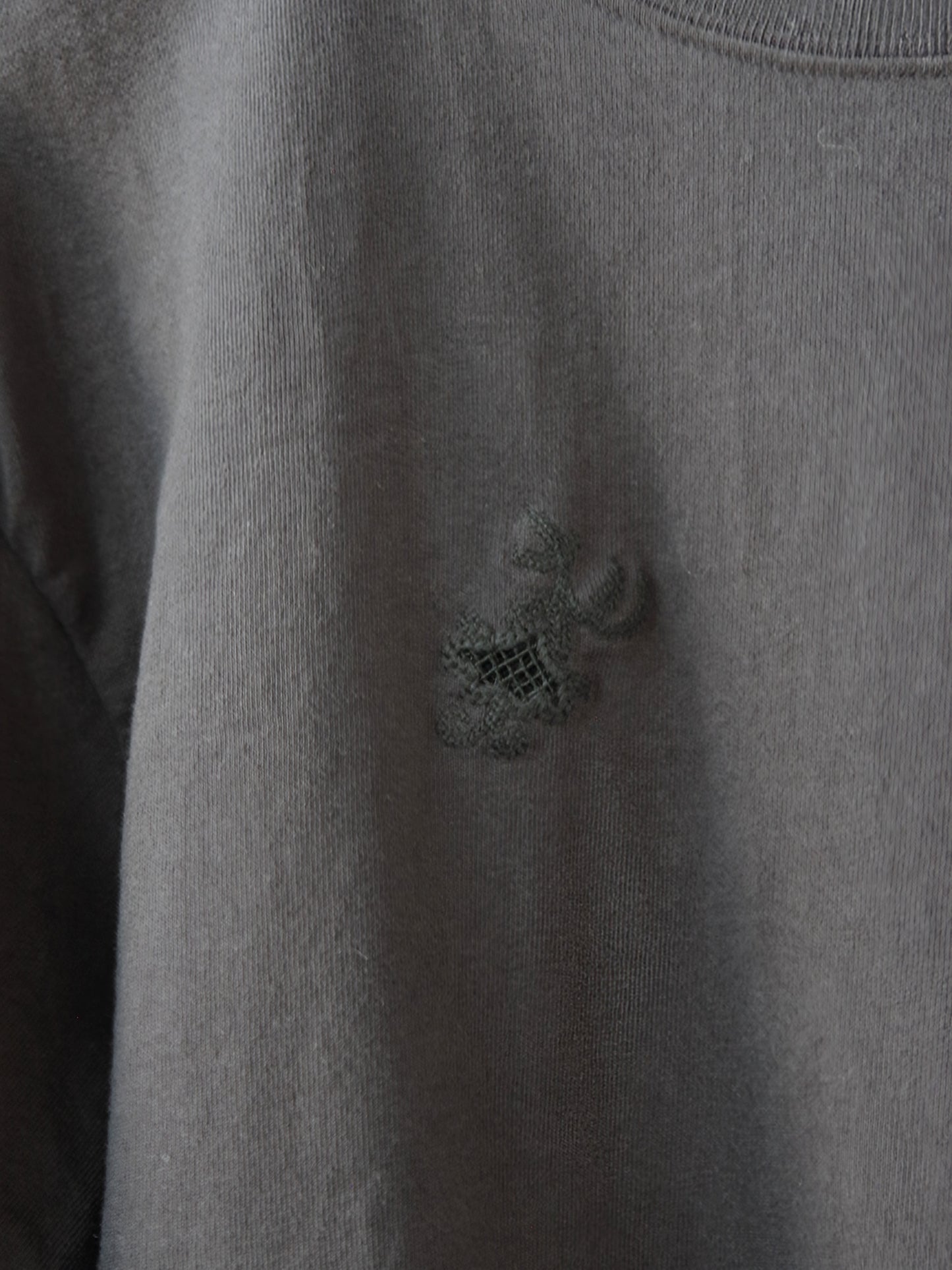 antique chain embroidery Tシャツ| qiri