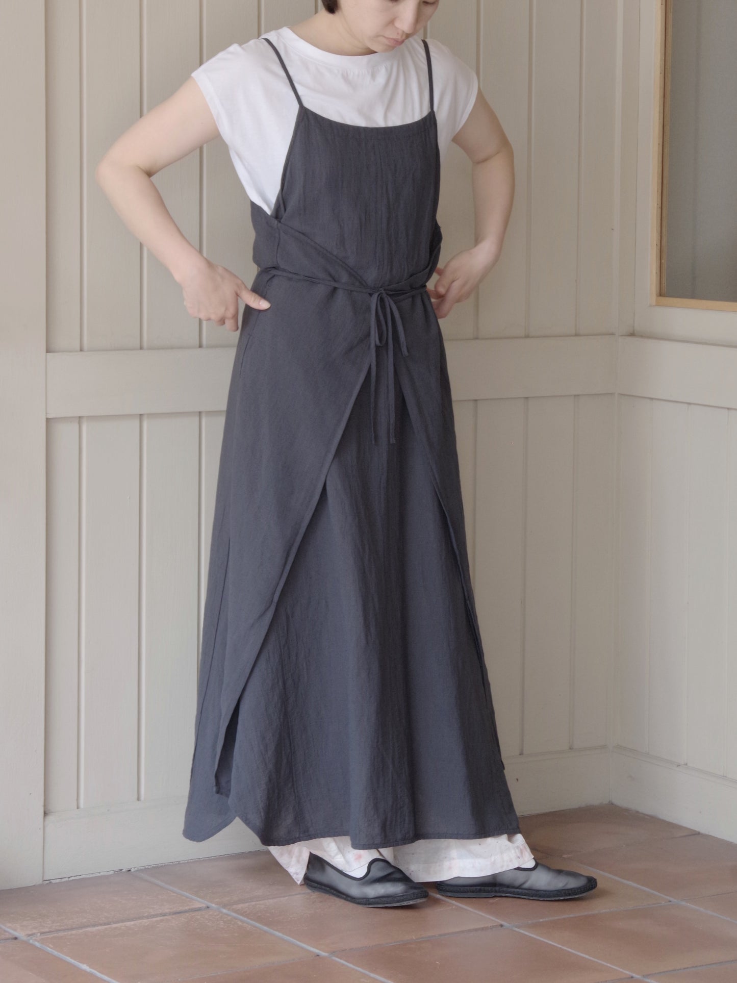 強撚CottonLinen 近江晒 wrap ワンピース | yuni