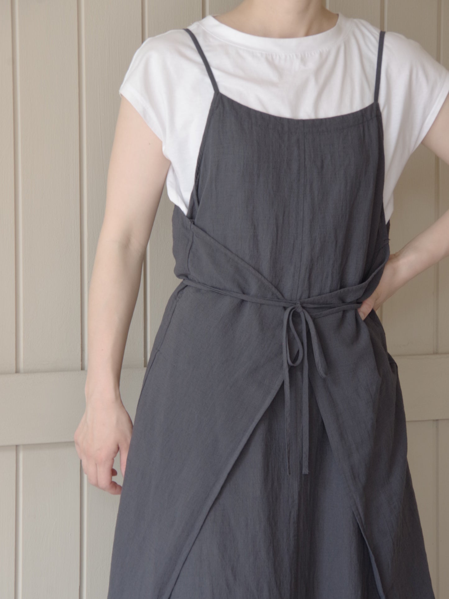 強撚CottonLinen 近江晒 wrap ワンピース | yuni