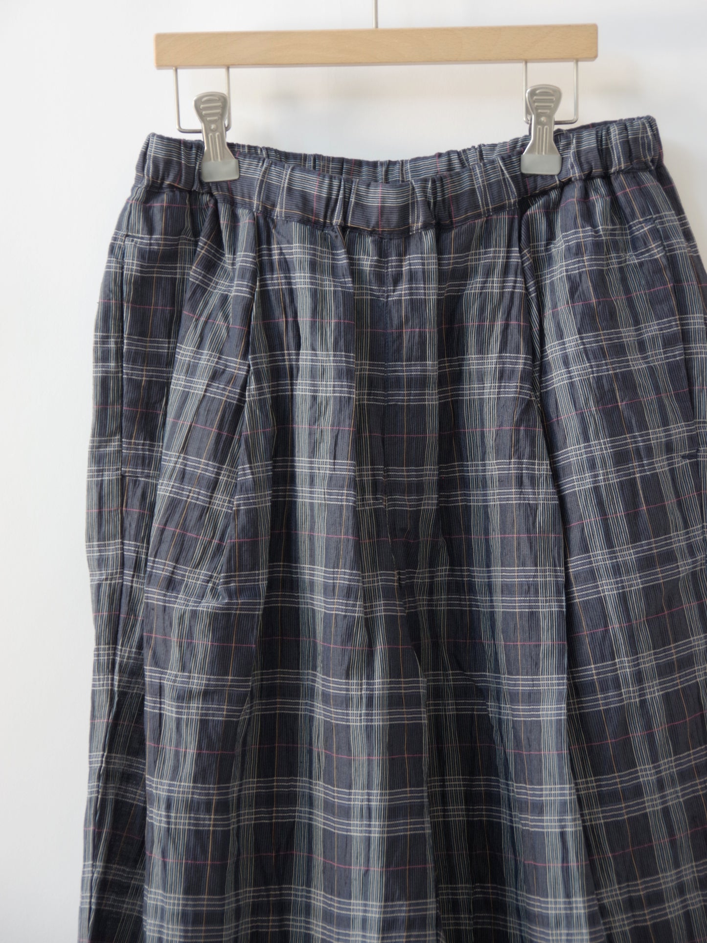 L/C/Pe washer check gum tuck パンツ | yuni