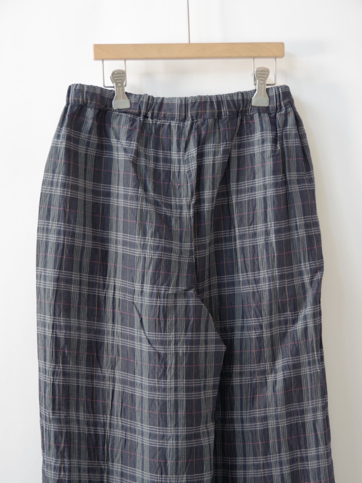 L/C/Pe washer check gum tuck パンツ | yuni