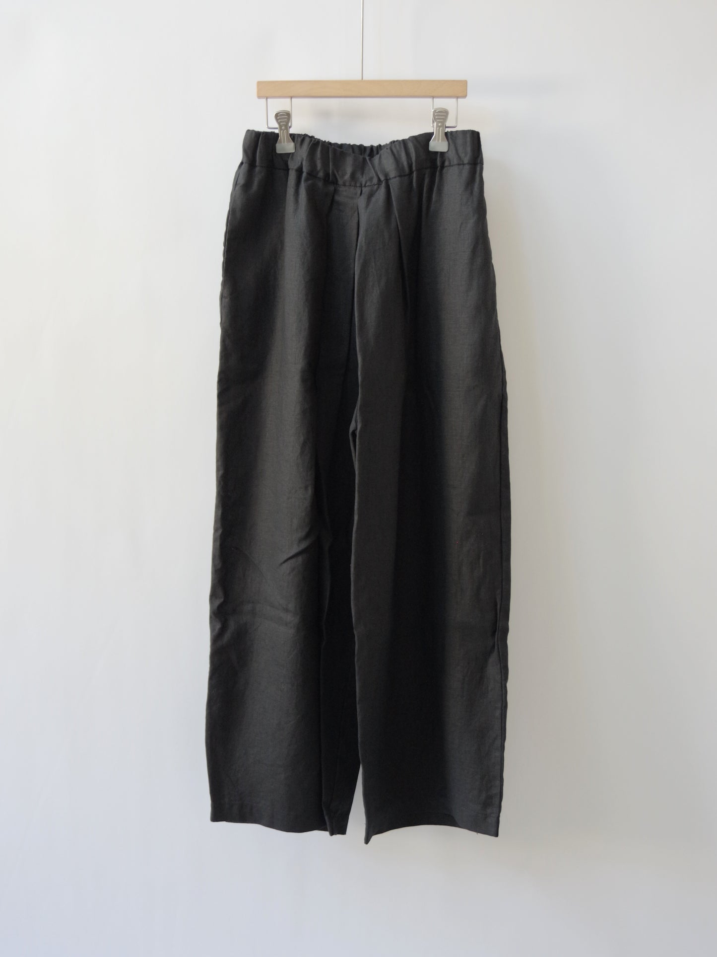 40/1 Linen easy gum tack パンツ | yuni