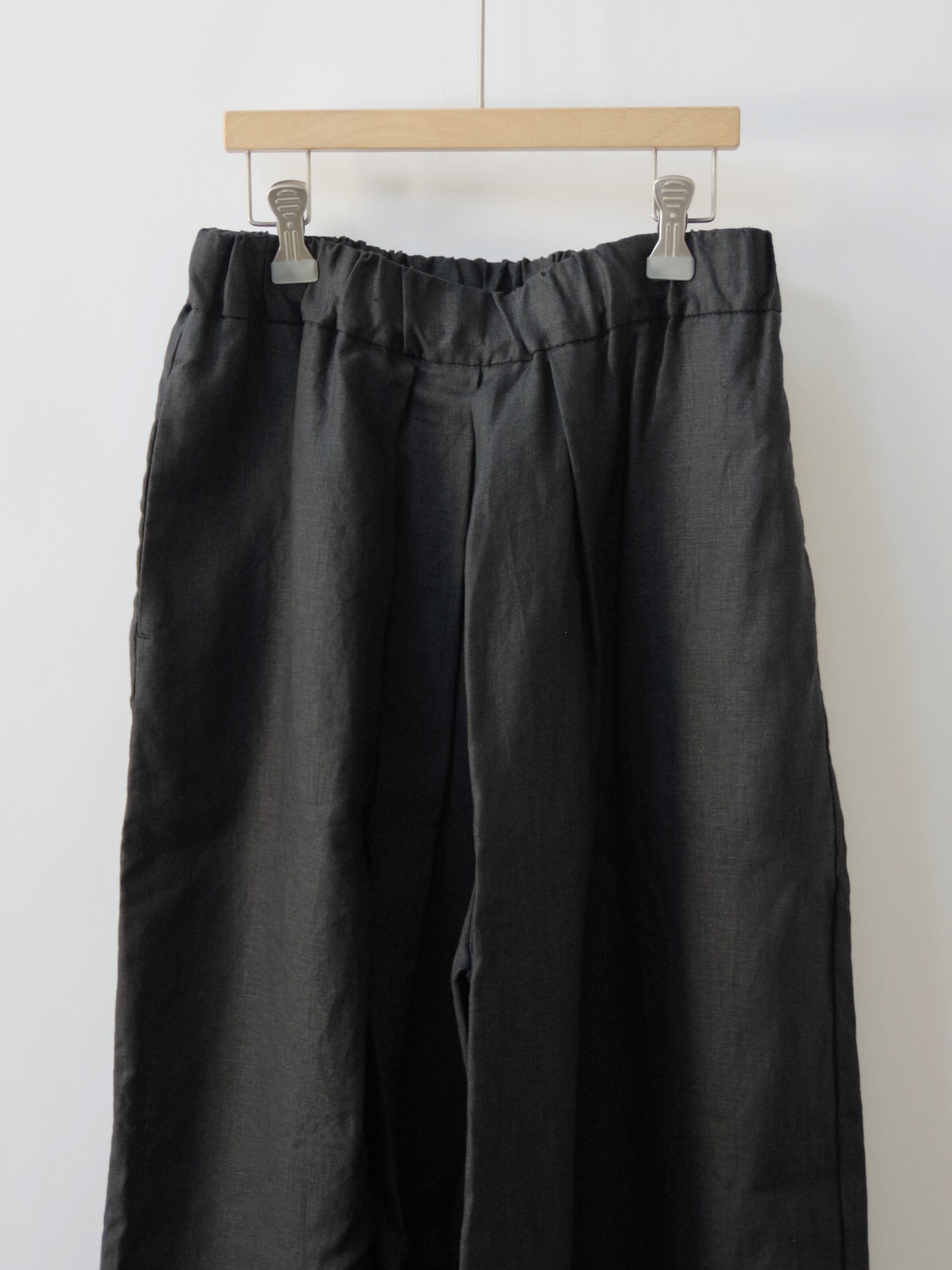40/1 Linen easy gum tack パンツ | yuni