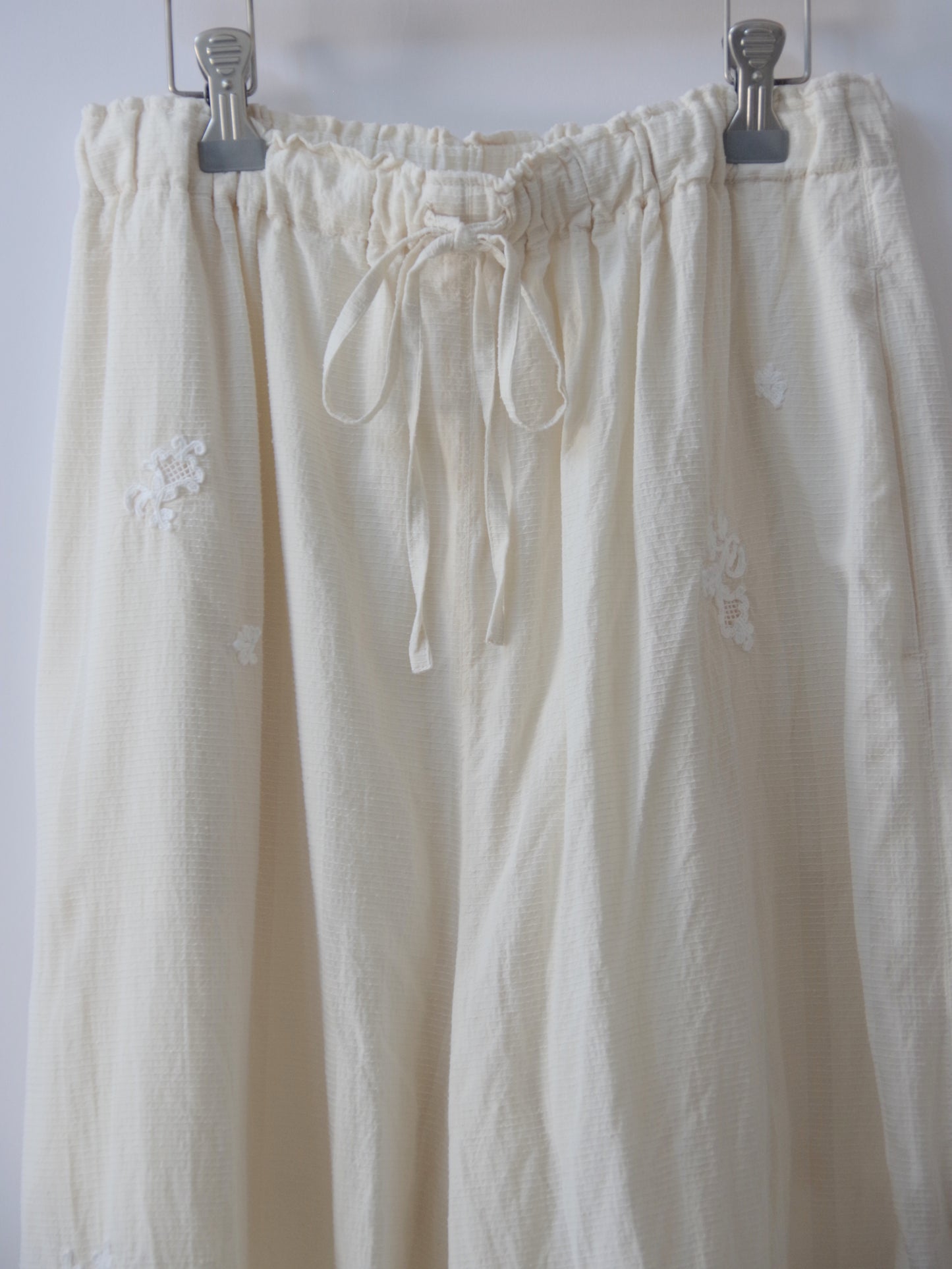 antique chain embroidery ギャザーパンツ | qiri