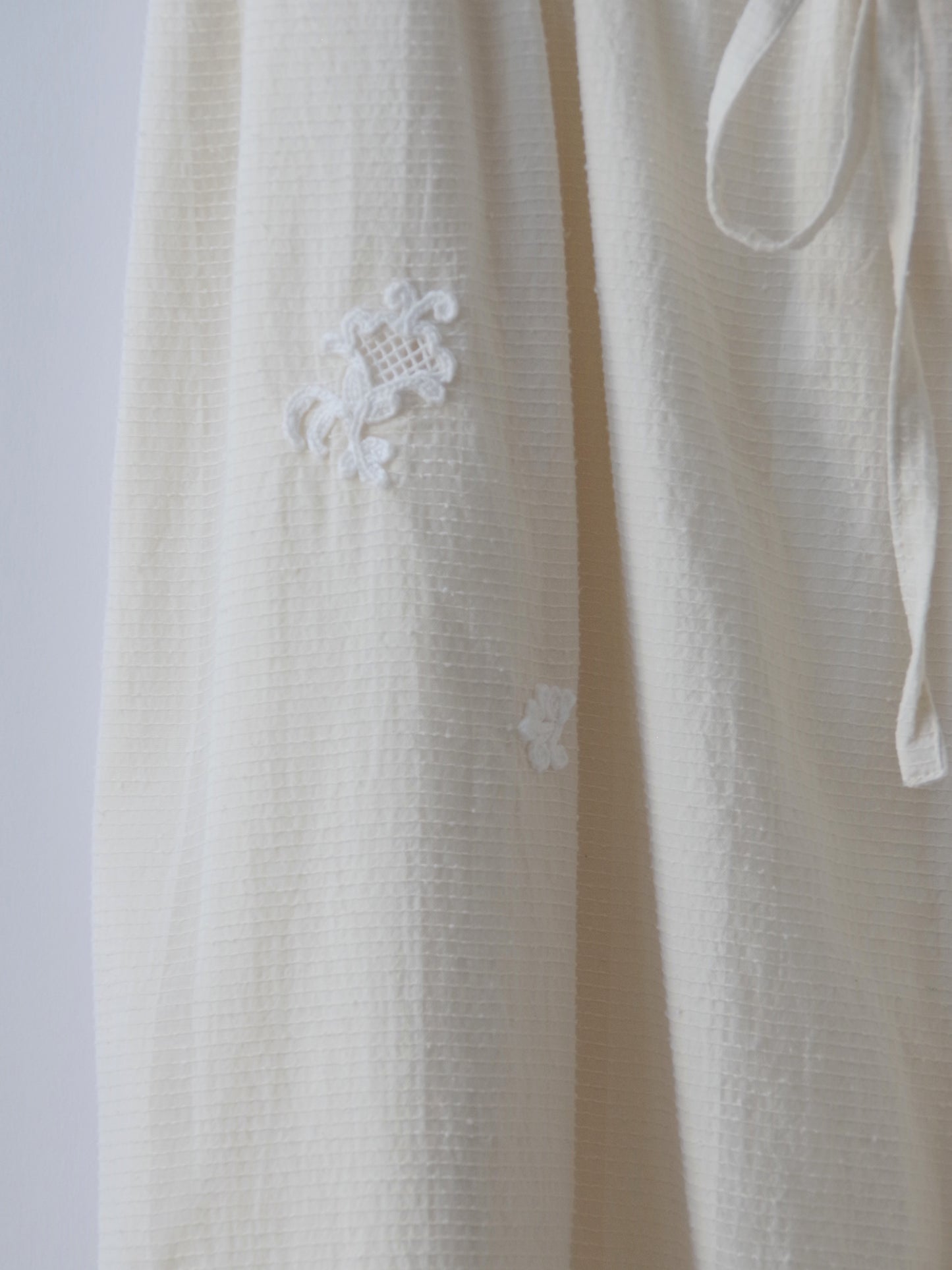 antique chain embroidery ギャザーパンツ | qiri