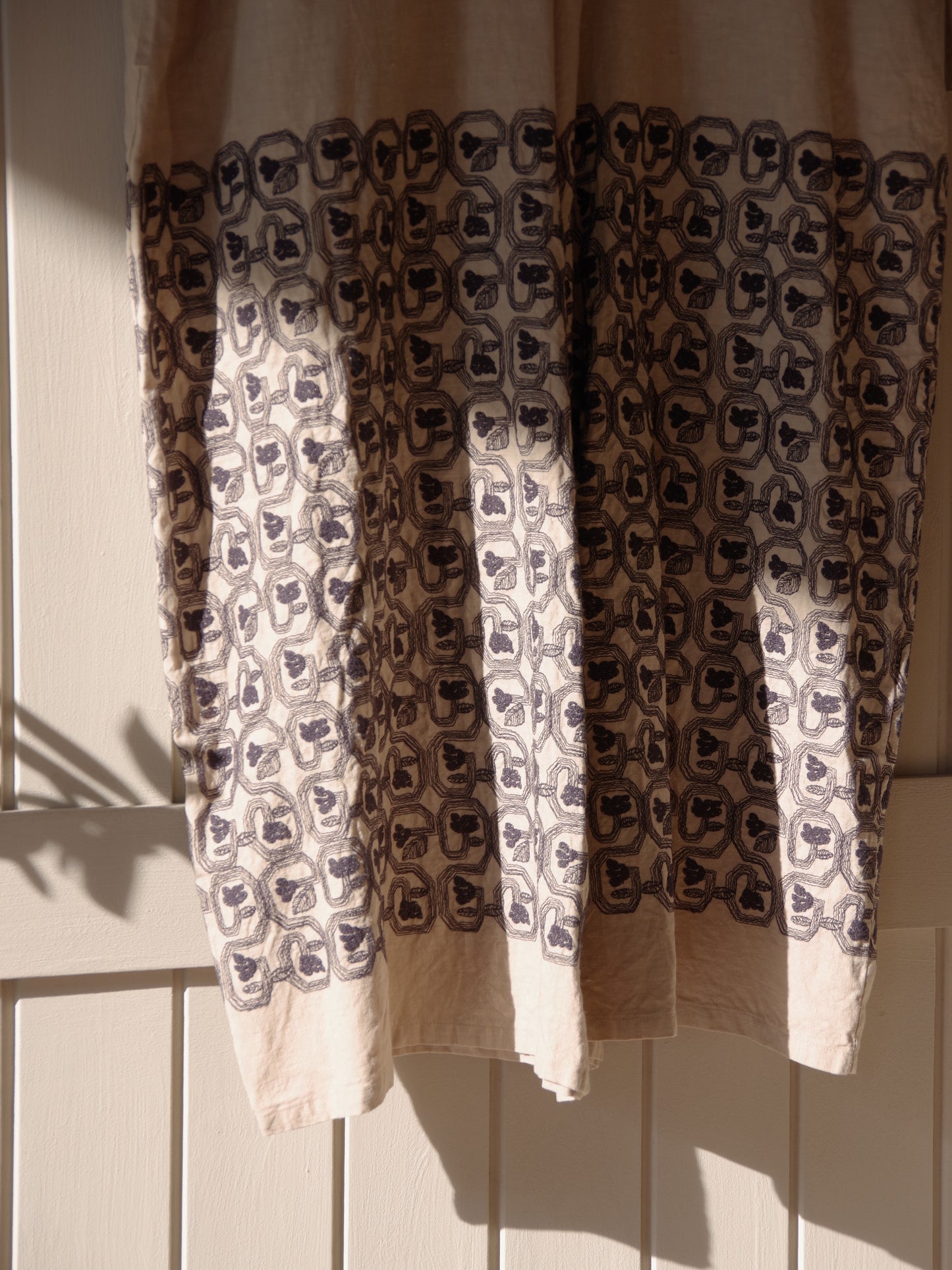 turn flower embroidery オールインワン | qiri