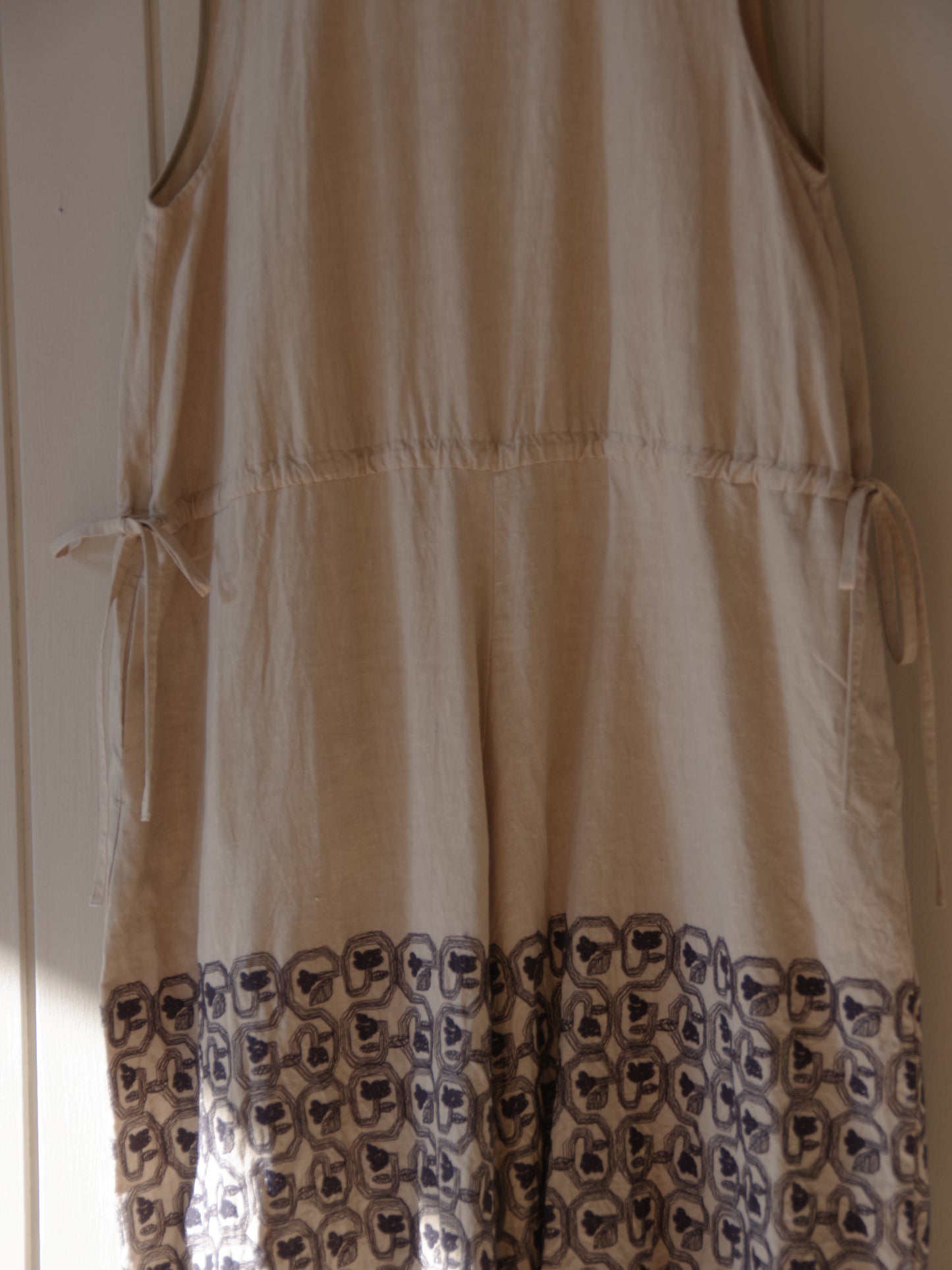 turn flower embroidery オールインワン | qiri