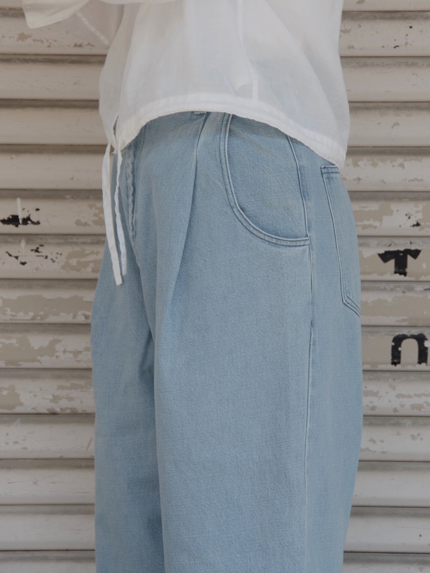 コットンデニムワイドタックパンツ | atelier naruse