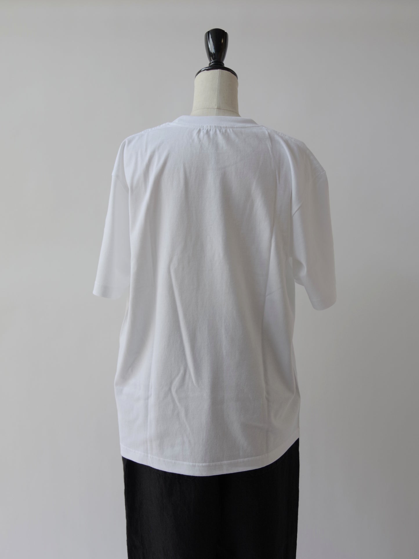 ちょっぴり大人っぽいチューリップ柄 Tシャツ | potandtea