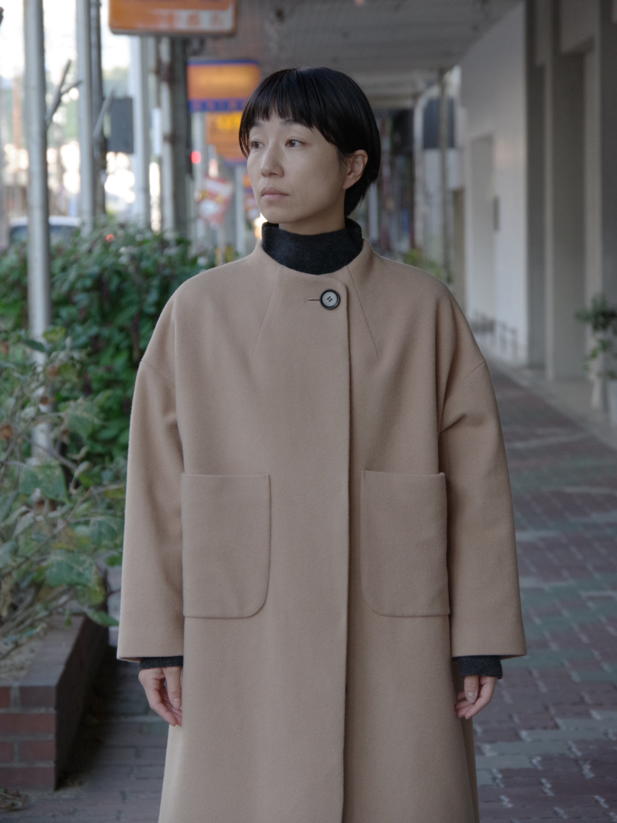 ROUND NECK COAT  | SI-HIRAI