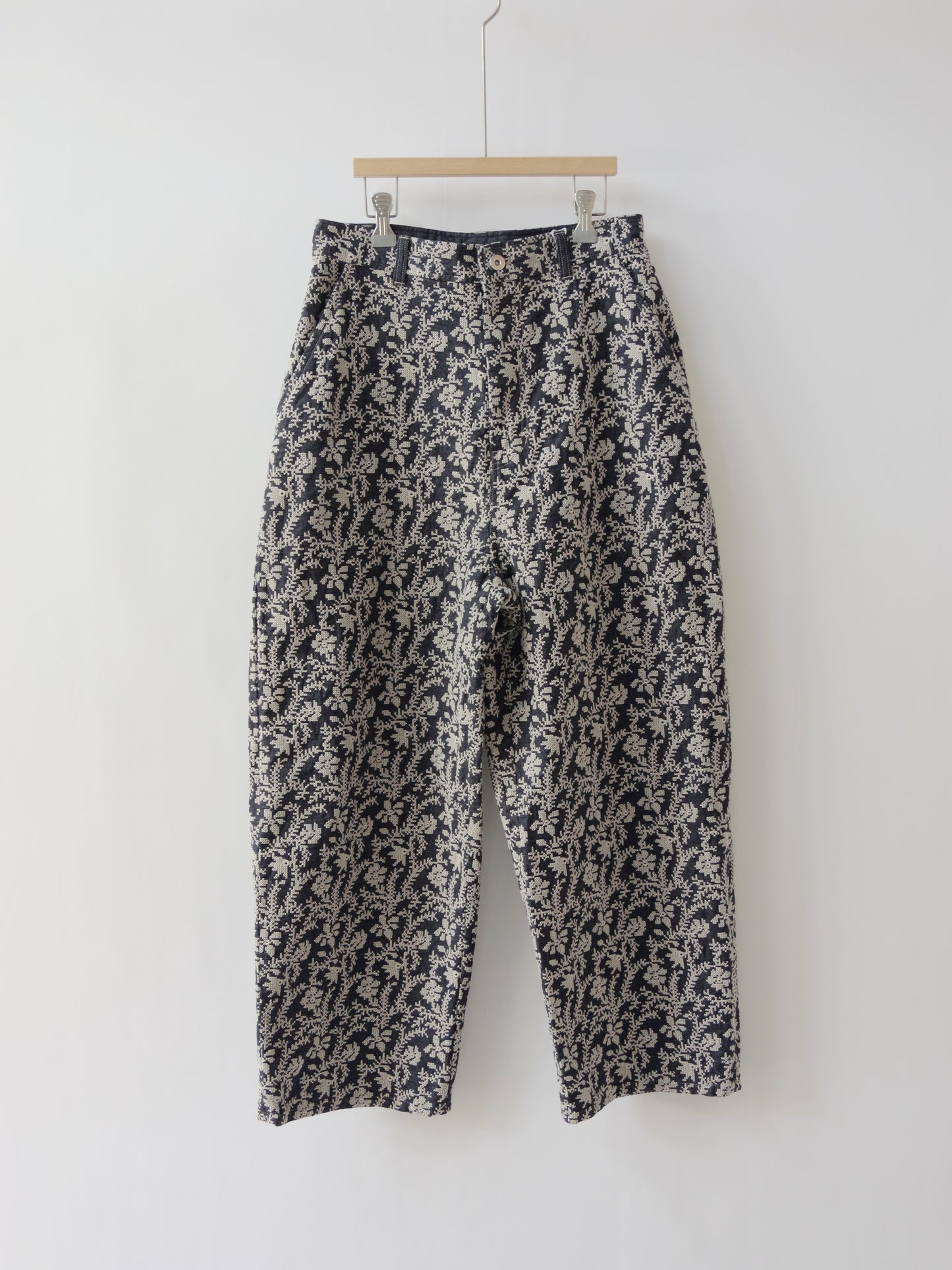 garden embroidery デニムパンツ | qiri