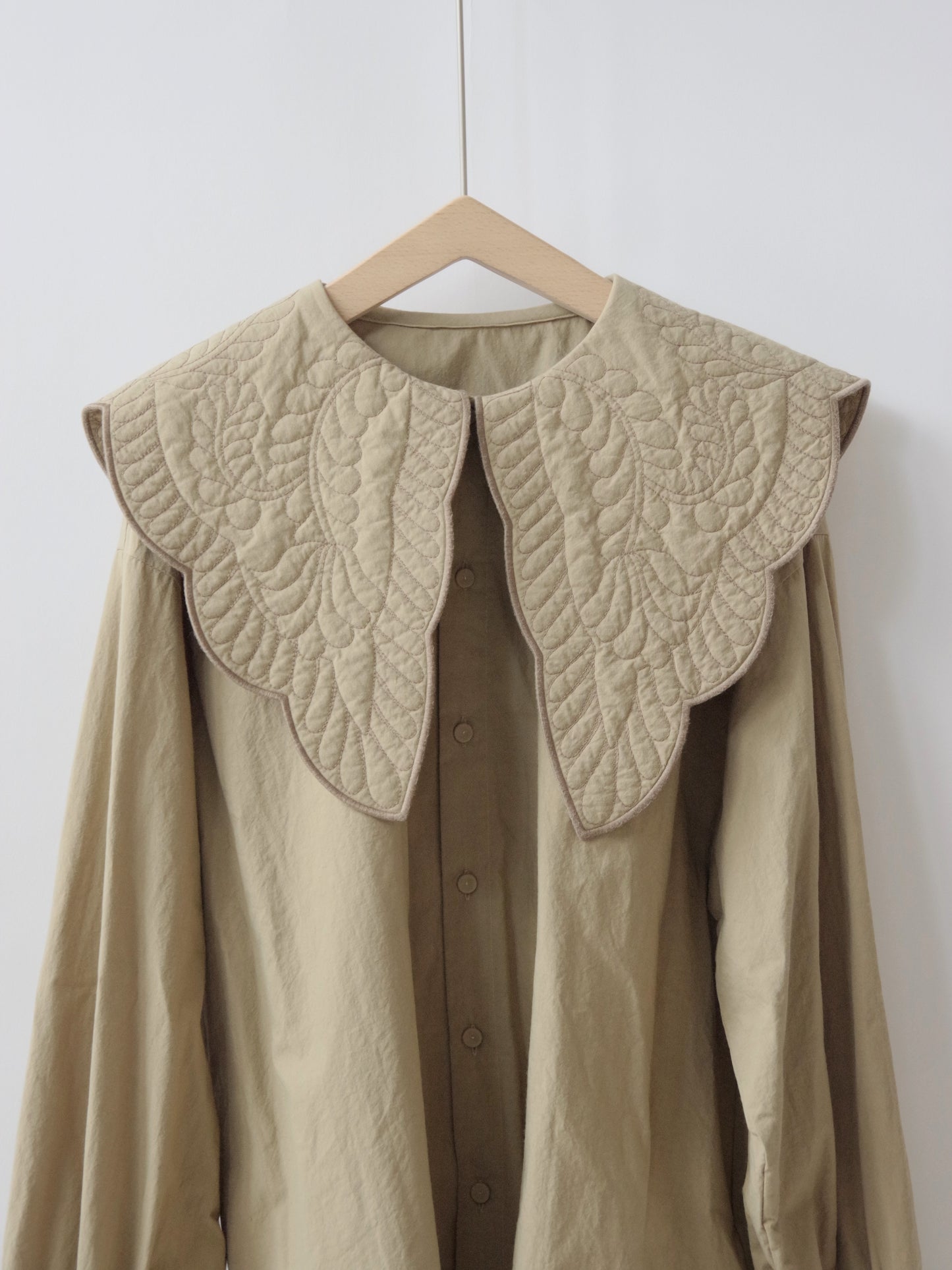 trapunto quilt collar ブラウス | qiri